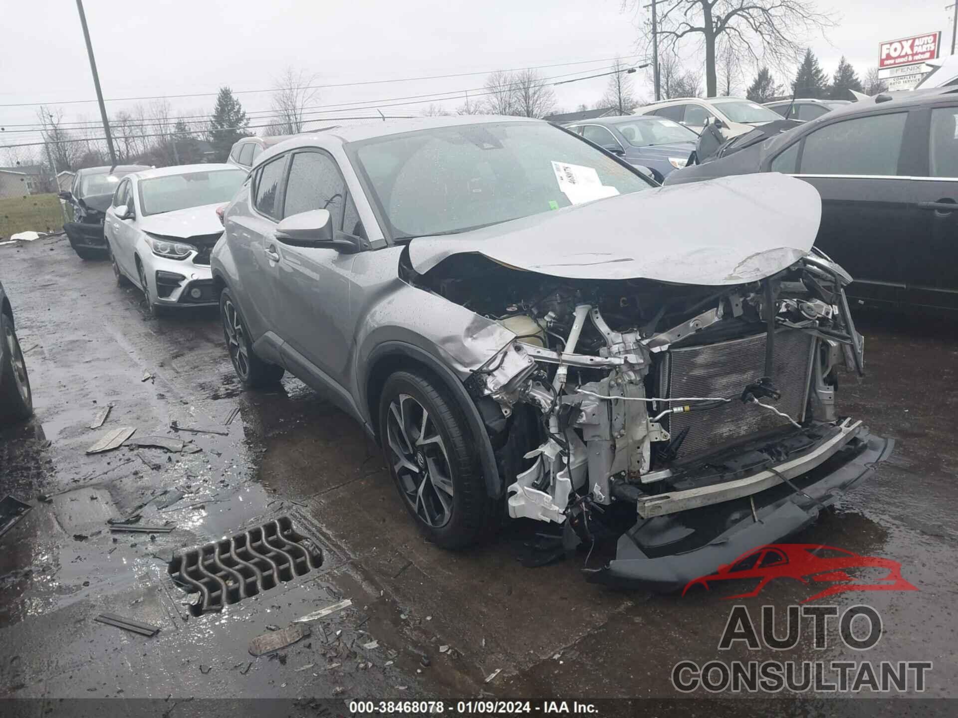 TOYOTA C-HR 2018 - NMTKHMBX4JR013558