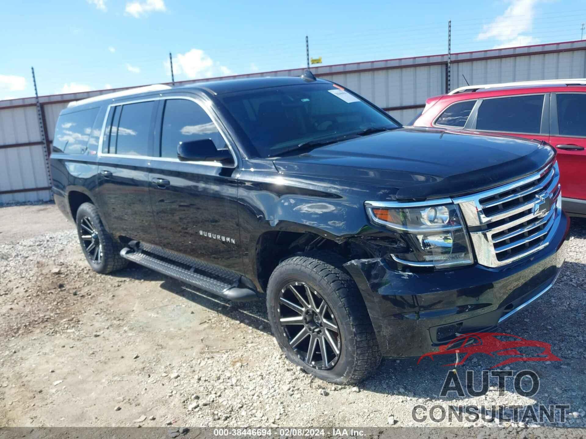 CHEVROLET SUBURBAN 2018 - 1GNSKHKC2JR350727