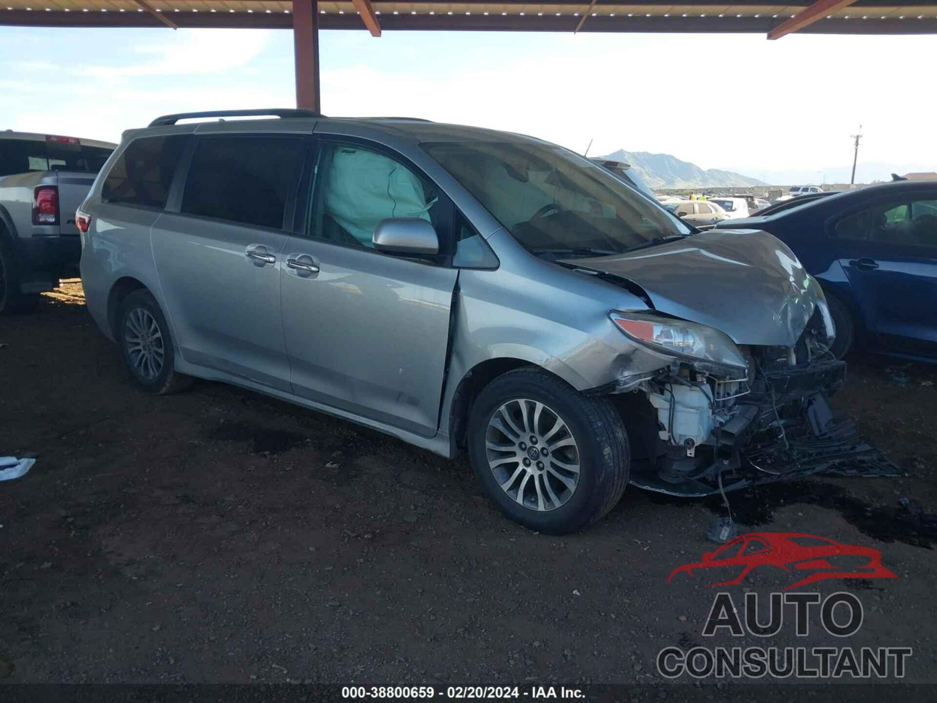 TOYOTA SIENNA 2019 - 5TDYZ3DC0KS010073