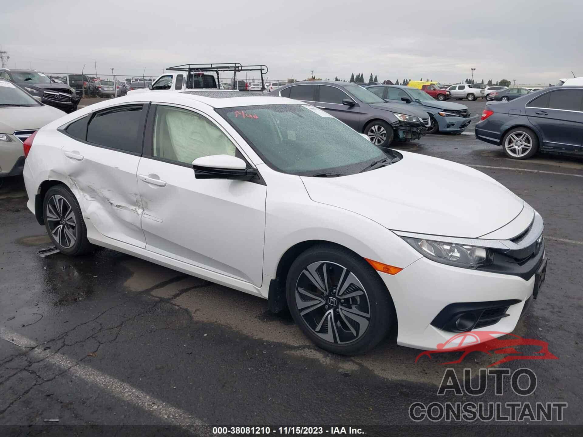 HONDA CIVIC 2018 - JHMFC1F34JX021594