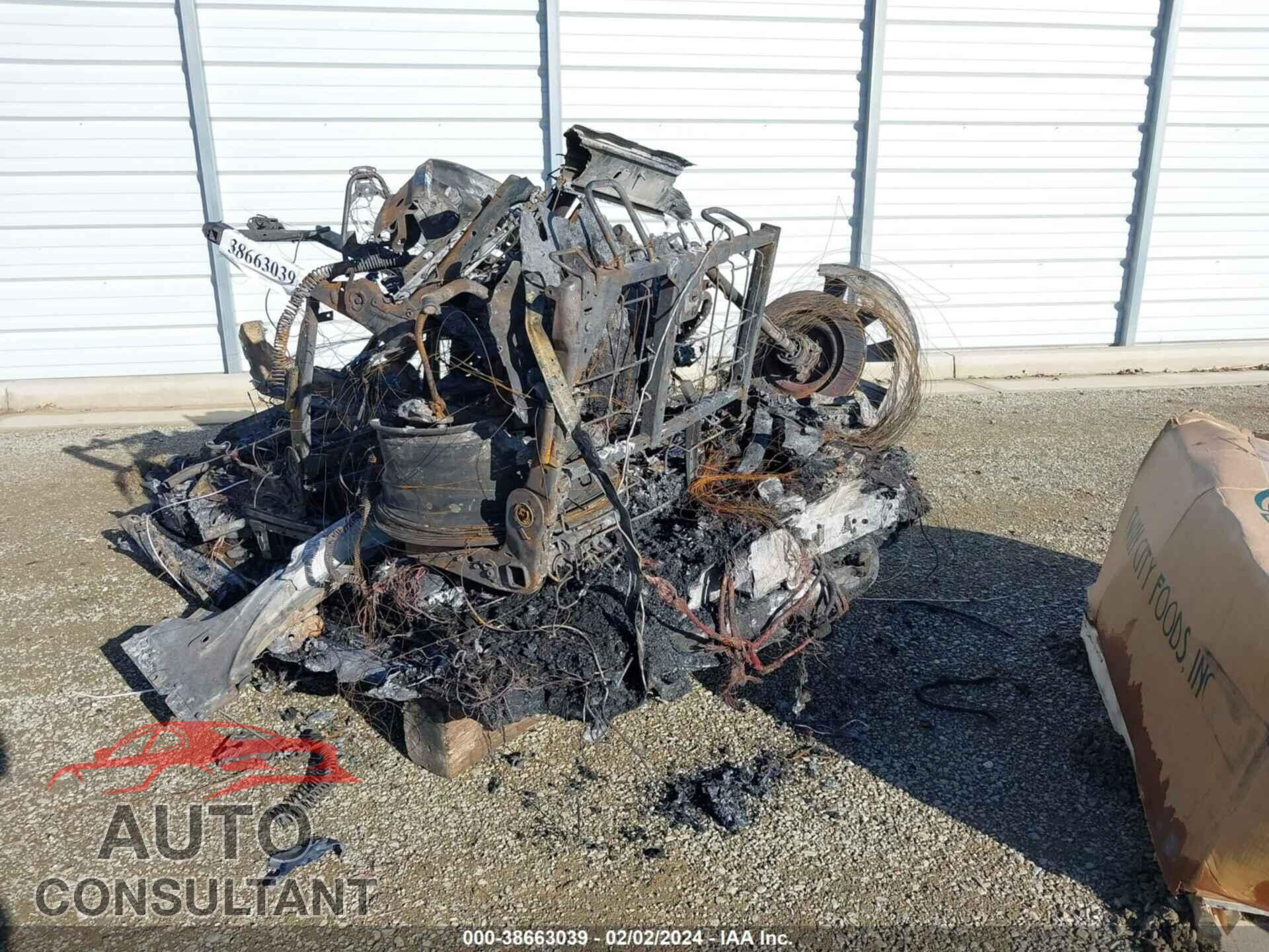 TESLA MODEL X 2018 - 5YJXCAE2XJF137651