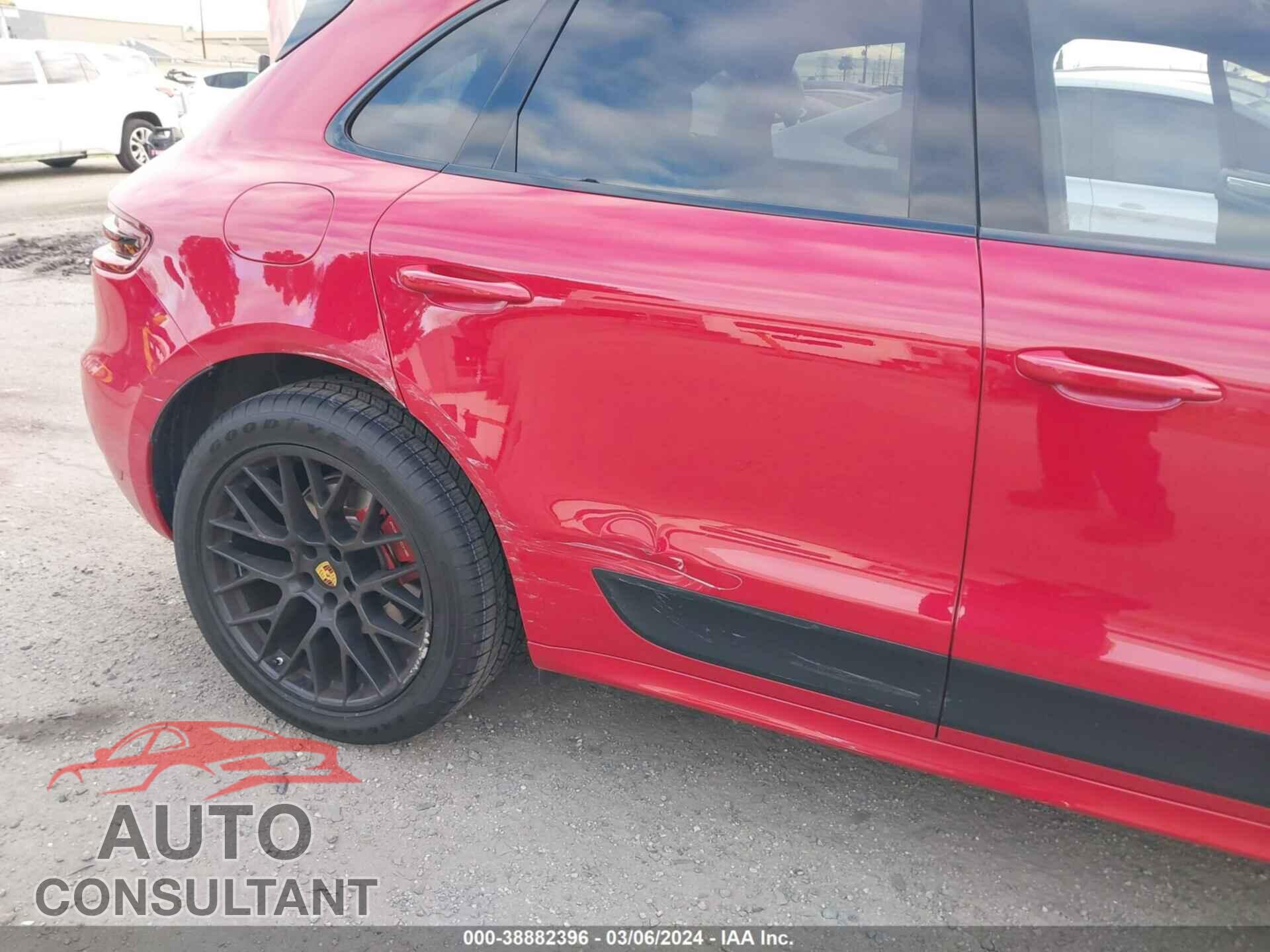 PORSCHE MACAN 2017 - WP1AG2A58HLB52669