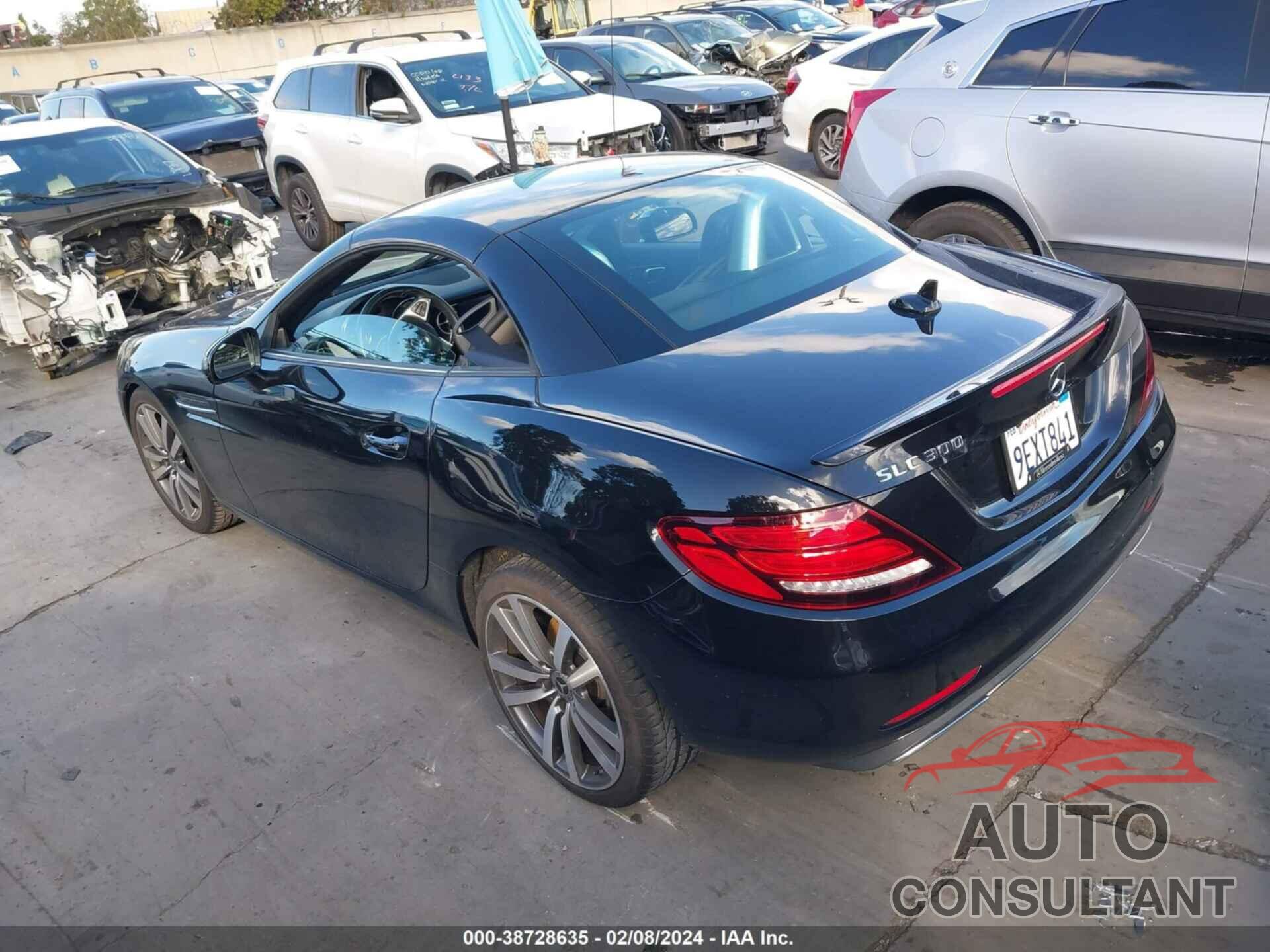 MERCEDES-BENZ SLC 300 2017 - WDDPK3JA4HF139399