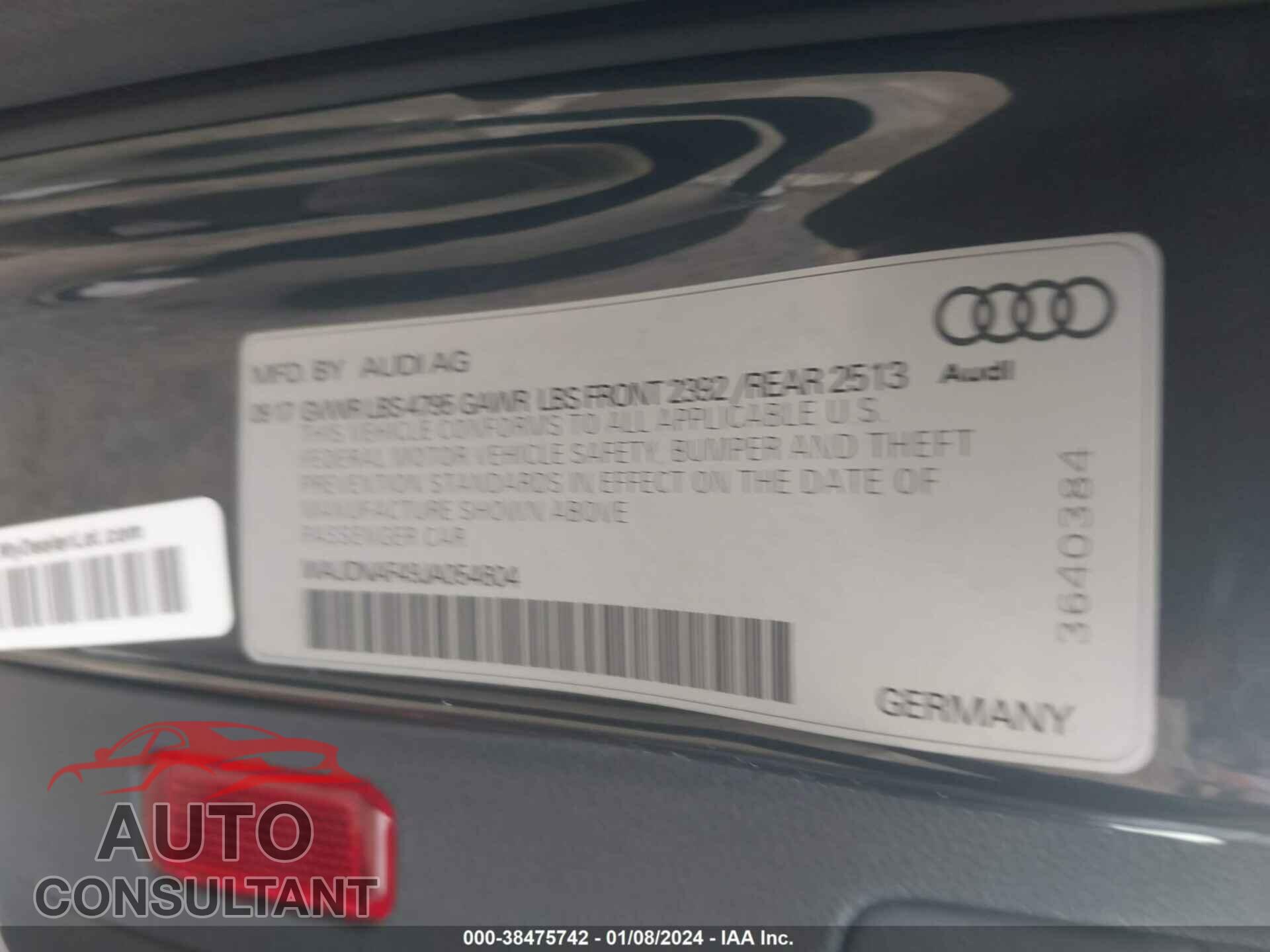 AUDI A4 2018 - WAUDNAF49JA054604