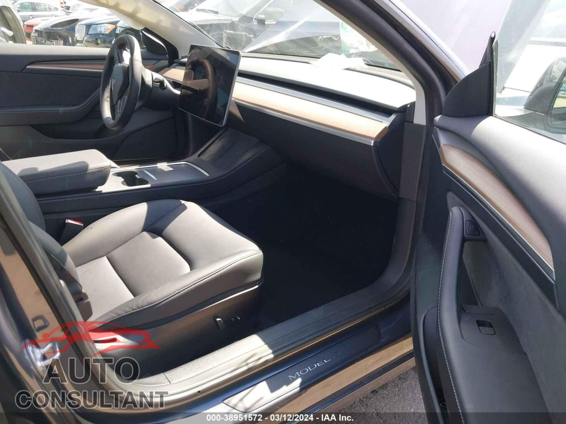 TESLA MODEL 3 2022 - 5YJ3E1EB6NF358887