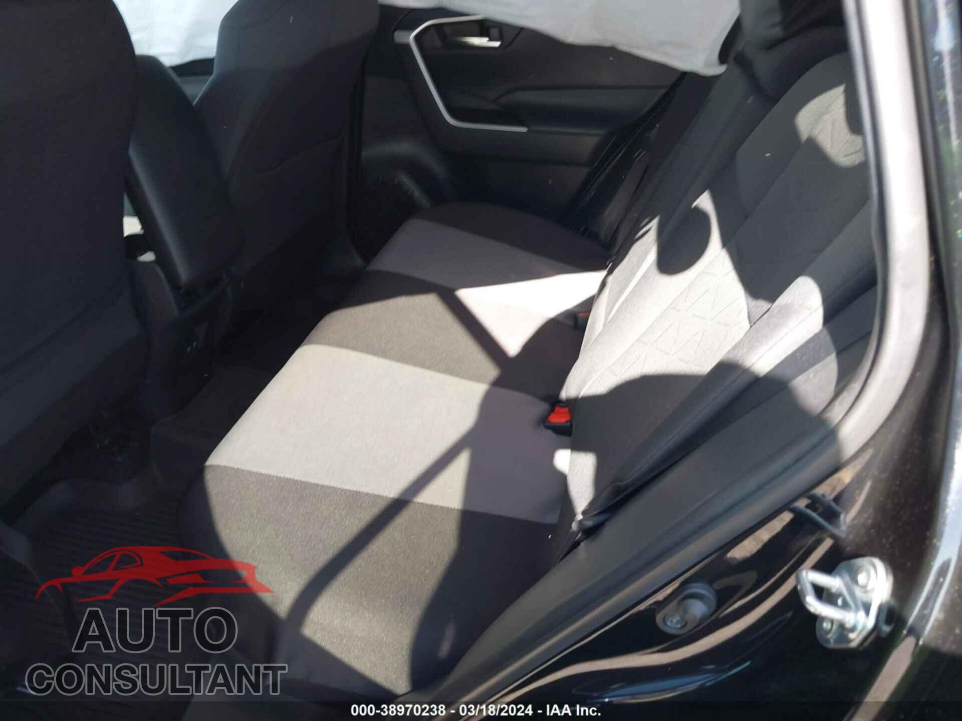 TOYOTA RAV4 2021 - 2T3W1RFV2MC094416