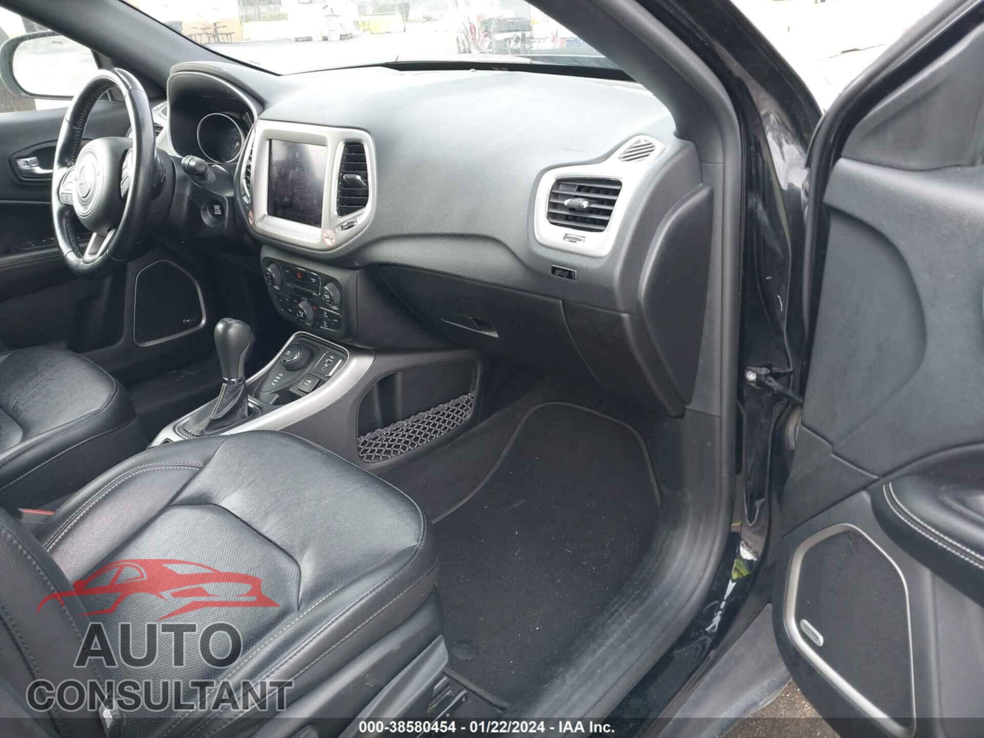 JEEP COMPASS 2021 - 3C4NJDEBXMT596490