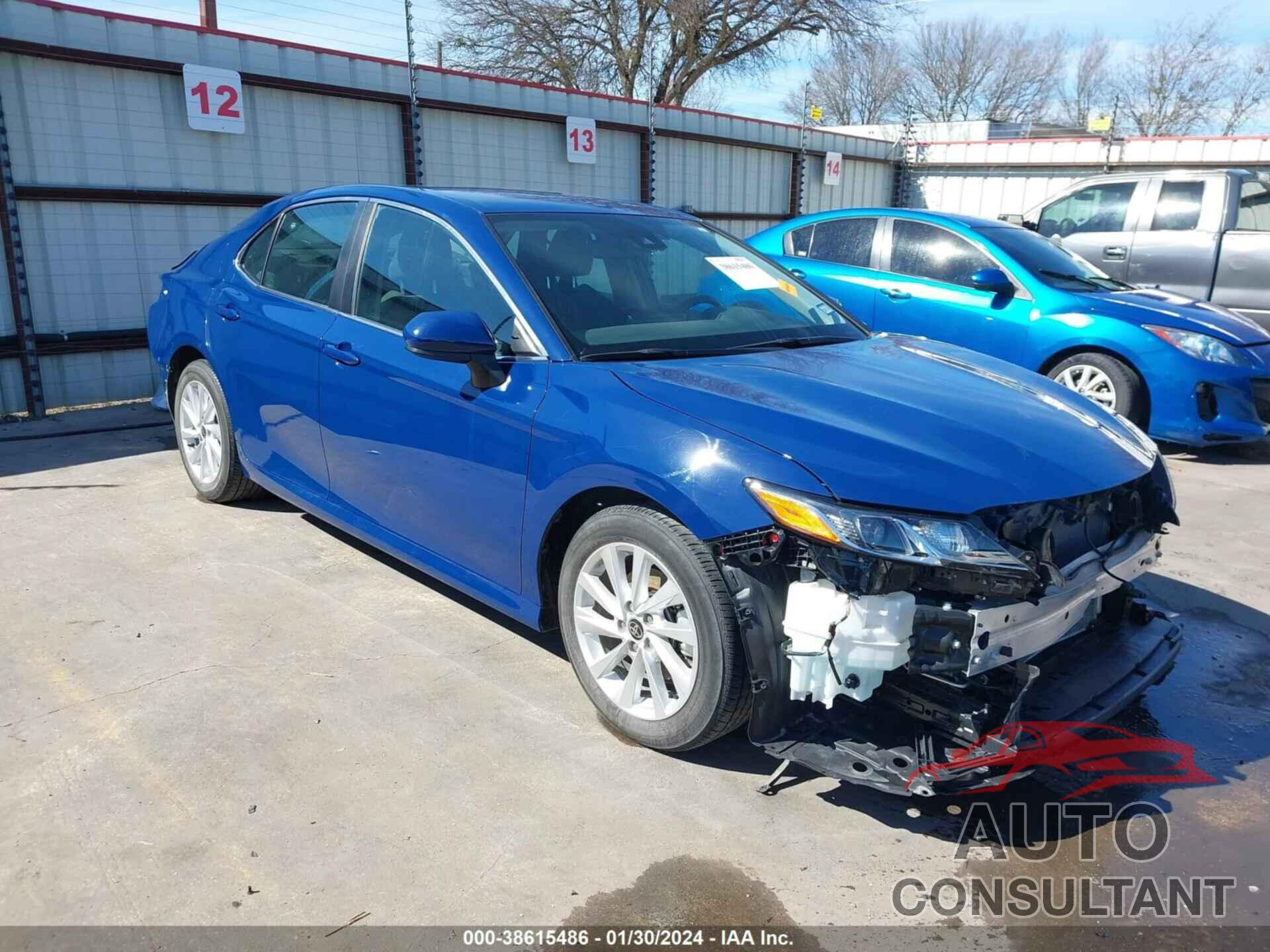 TOYOTA CAMRY 2023 - 4T1C11AK6PU088549