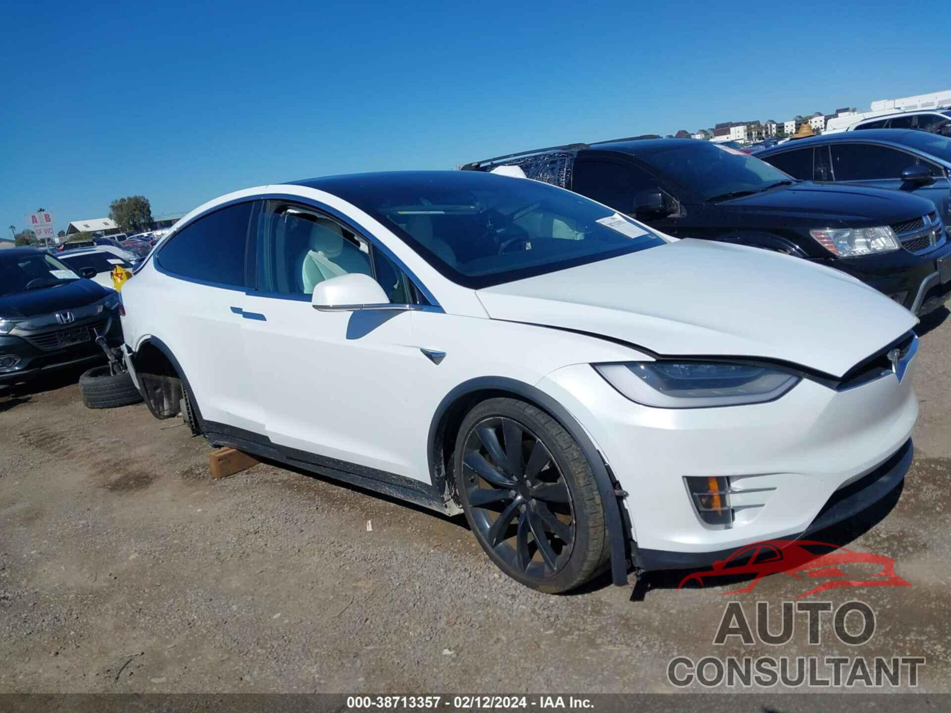 TESLA MODEL X 2020 - 5YJXCBE23LF305784