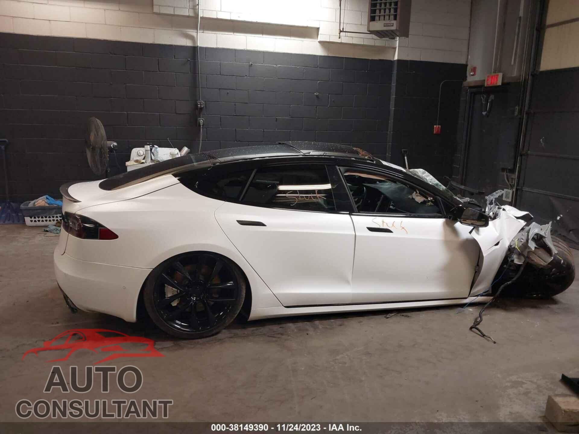 TESLA MODEL S 2018 - 5YJSA1E23JF244878