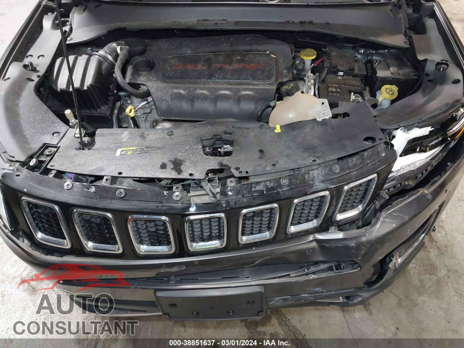 JEEP COMPASS 2018 - 3C4NJDCBXJT104877