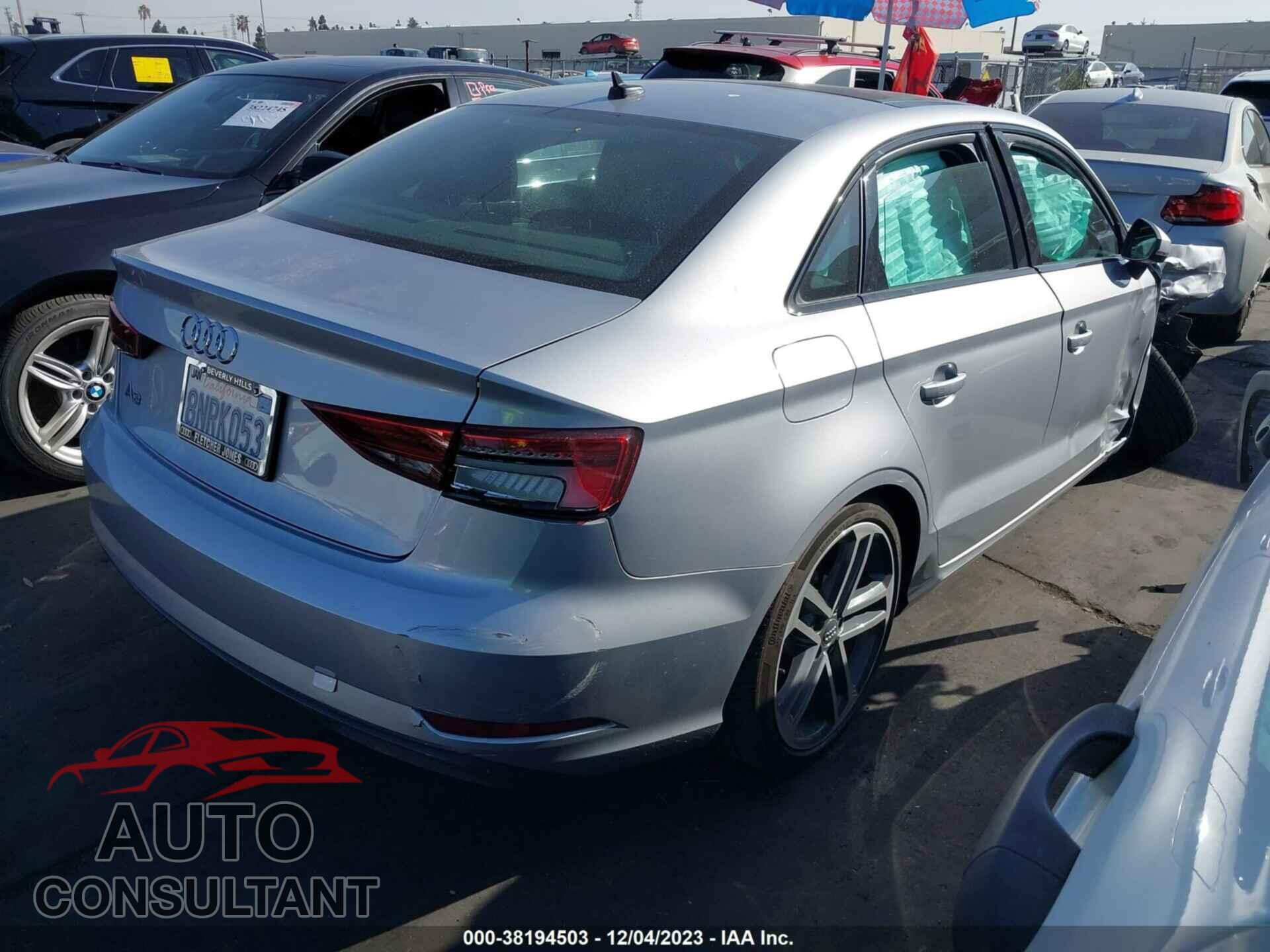 AUDI A3 2019 - WAUAUGFF1KA098401