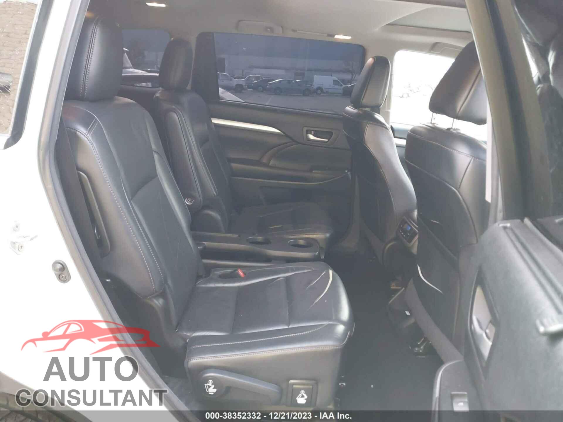 TOYOTA HIGHLANDER 2017 - 5TDJZRFH7HS515596