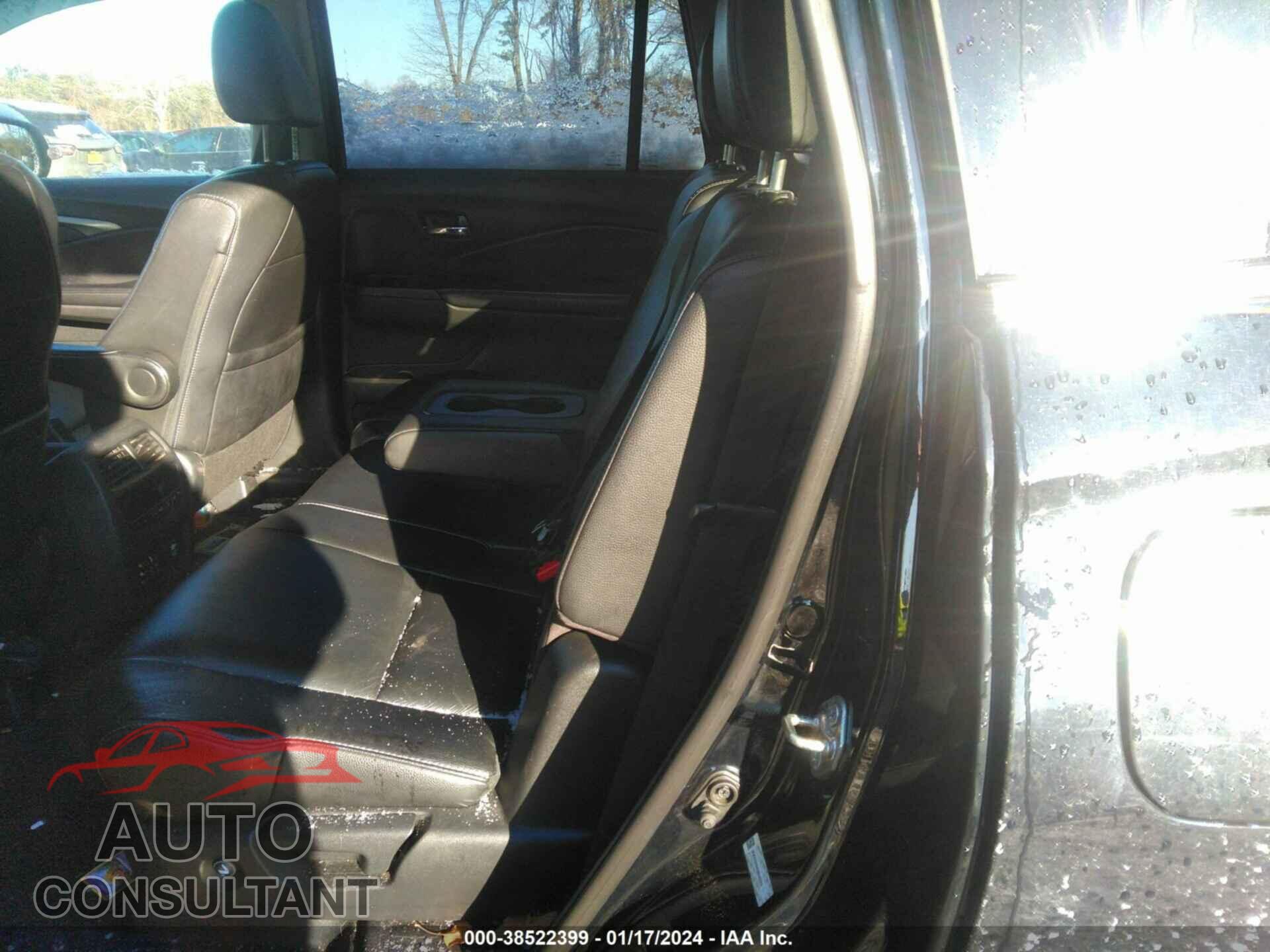 HONDA PILOT 2016 - 5FNYF6H84GB046828