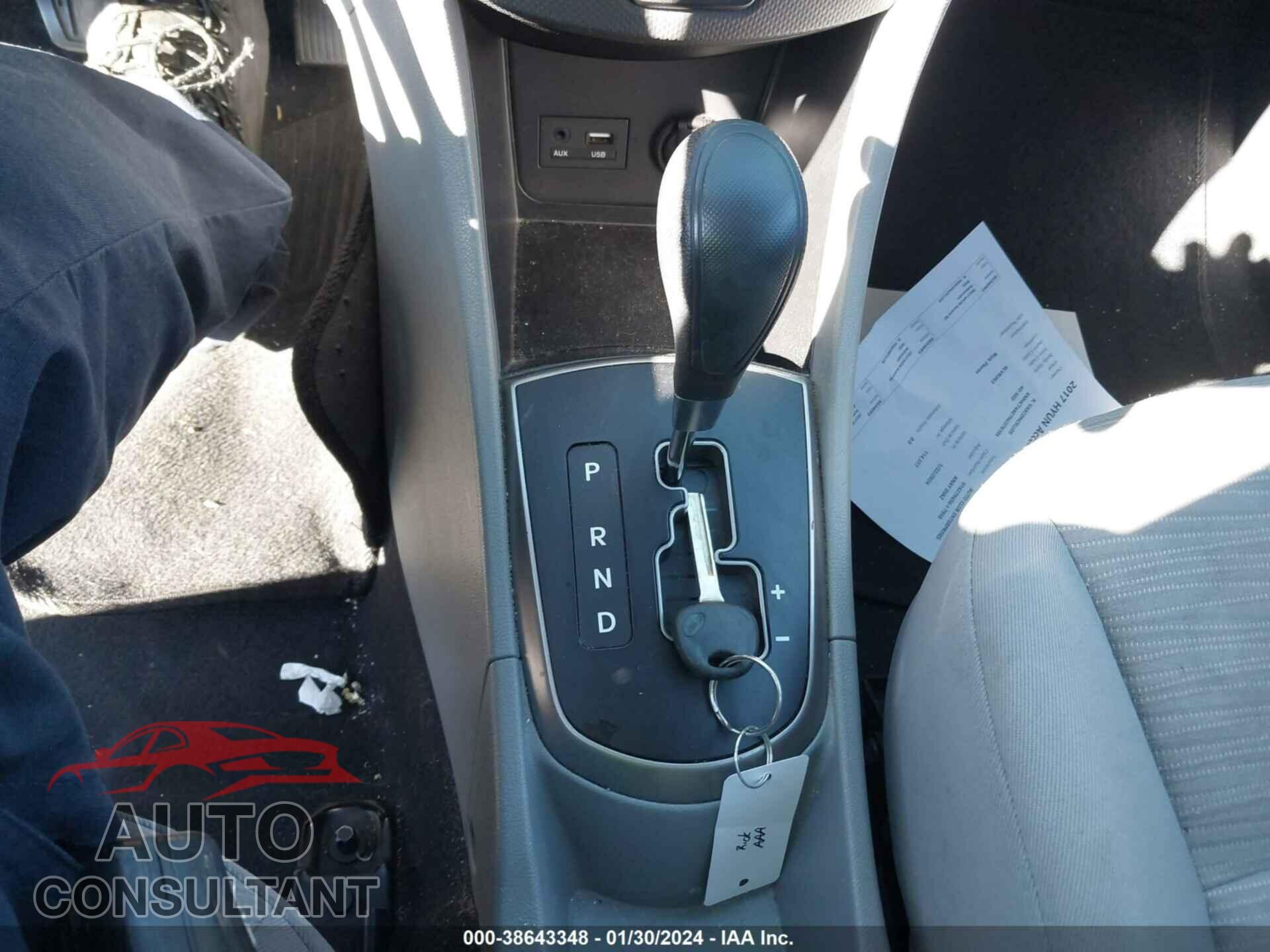 HYUNDAI ACCENT 2017 - KMHCT4AE7HU376104