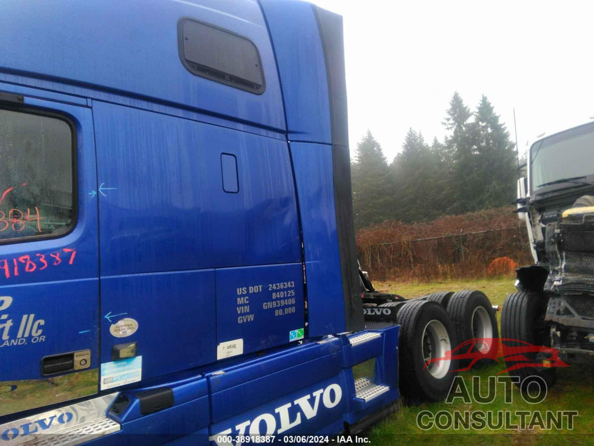 VOLVO VN 2016 - 4V4NC9EH7GN939406