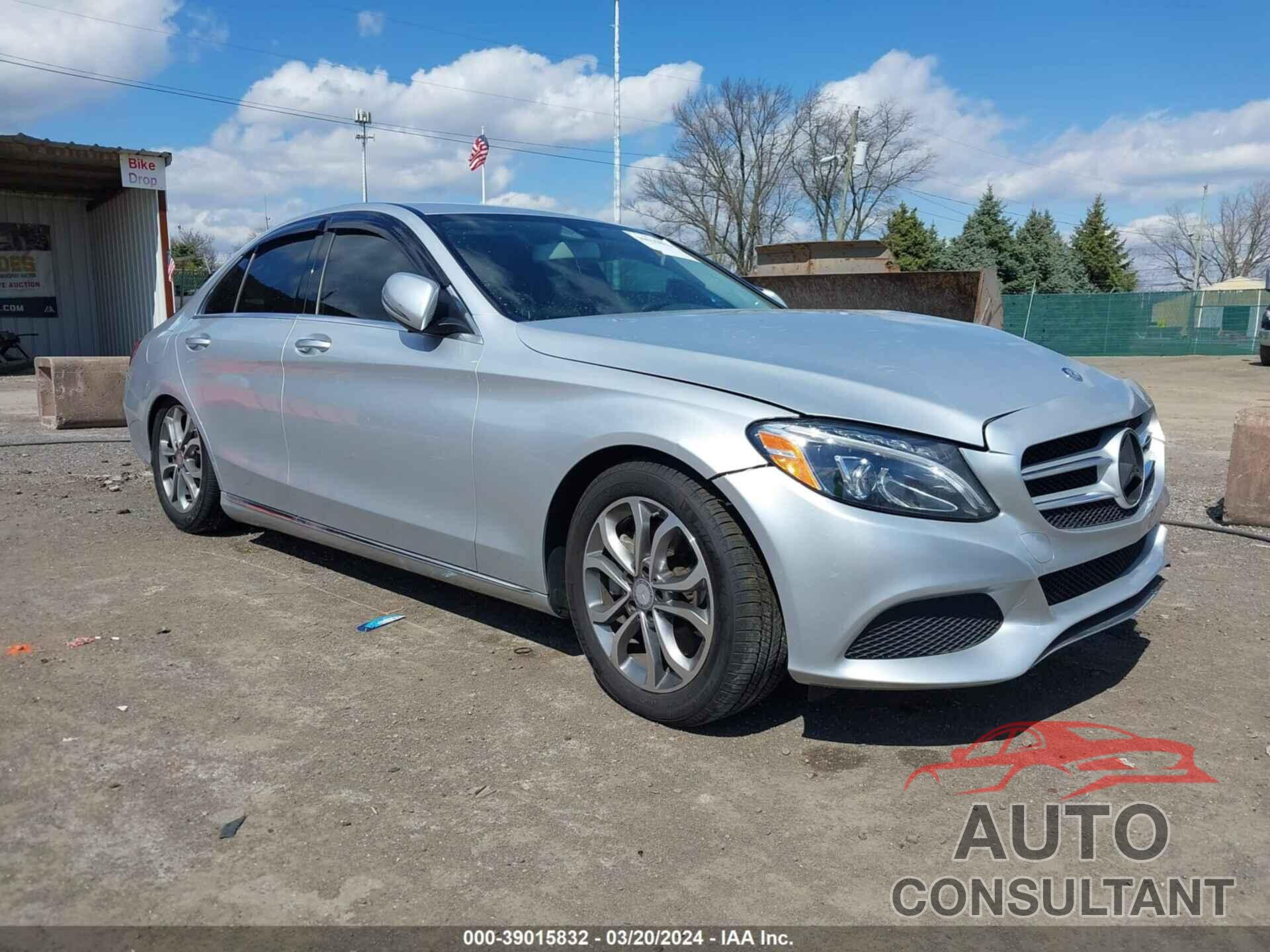 MERCEDES-BENZ C 300 2016 - 55SWF4KB1GU103677