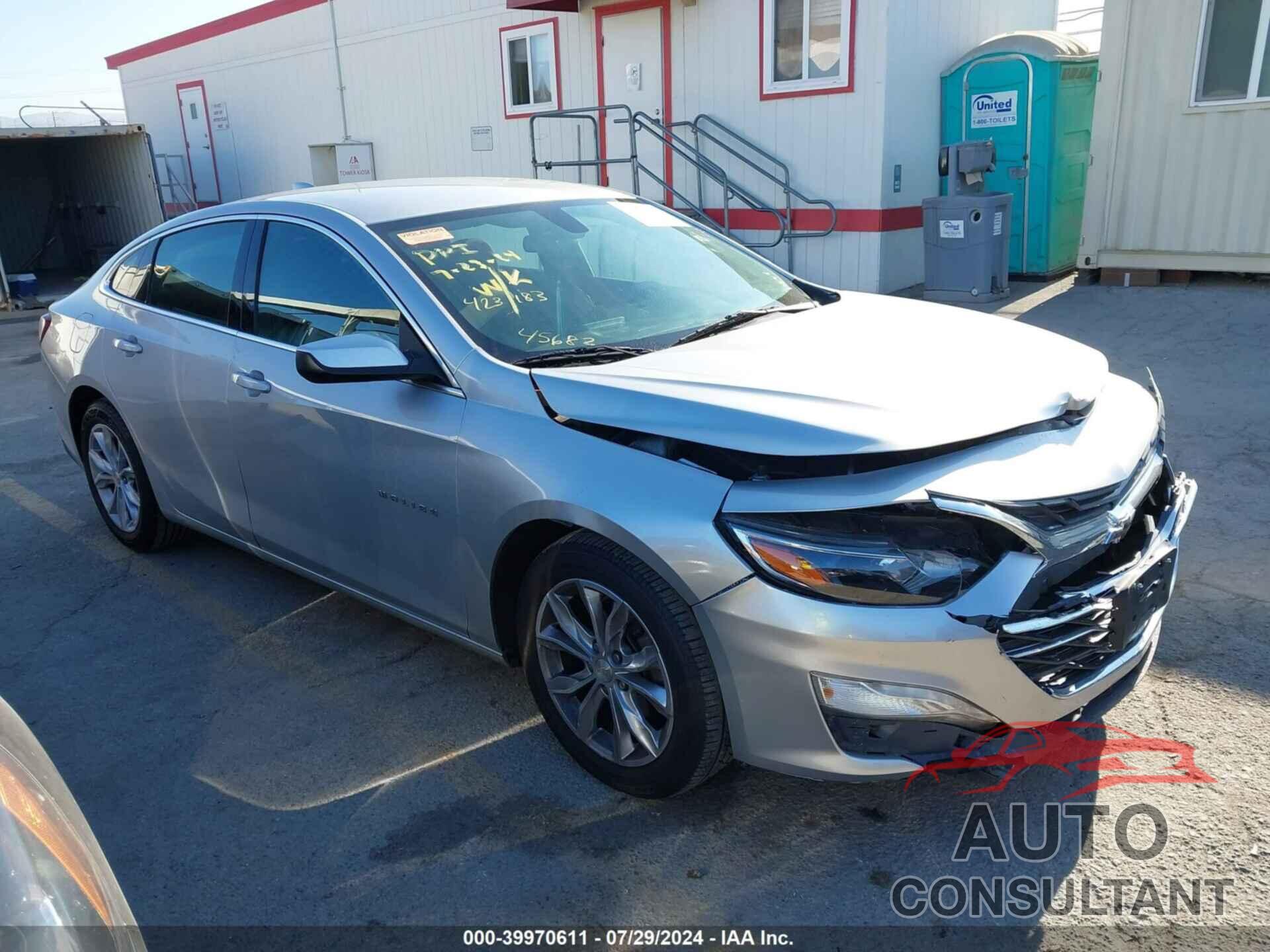 CHEVROLET MALIBU 2020 - 1G1ZD5ST3LF070277