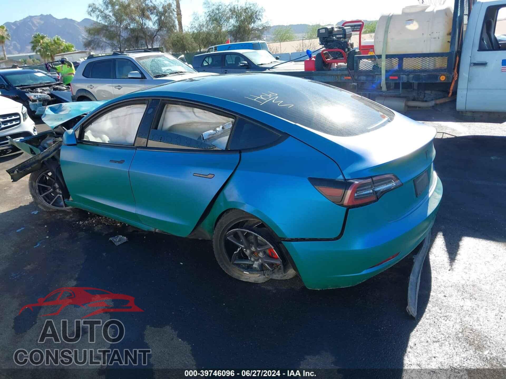 TESLA MODEL 3 2019 - 5YJ3E1EA5KF415700