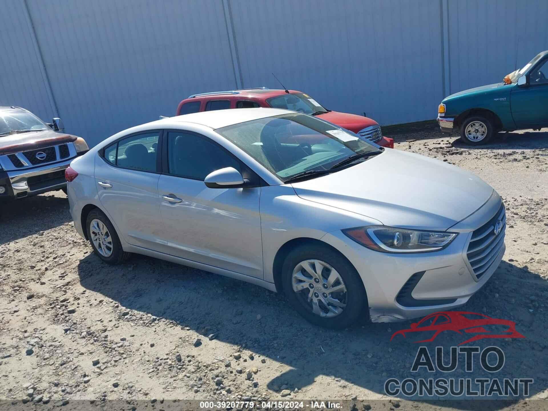 HYUNDAI ELANTRA 2017 - KMHD74LF5HU396768