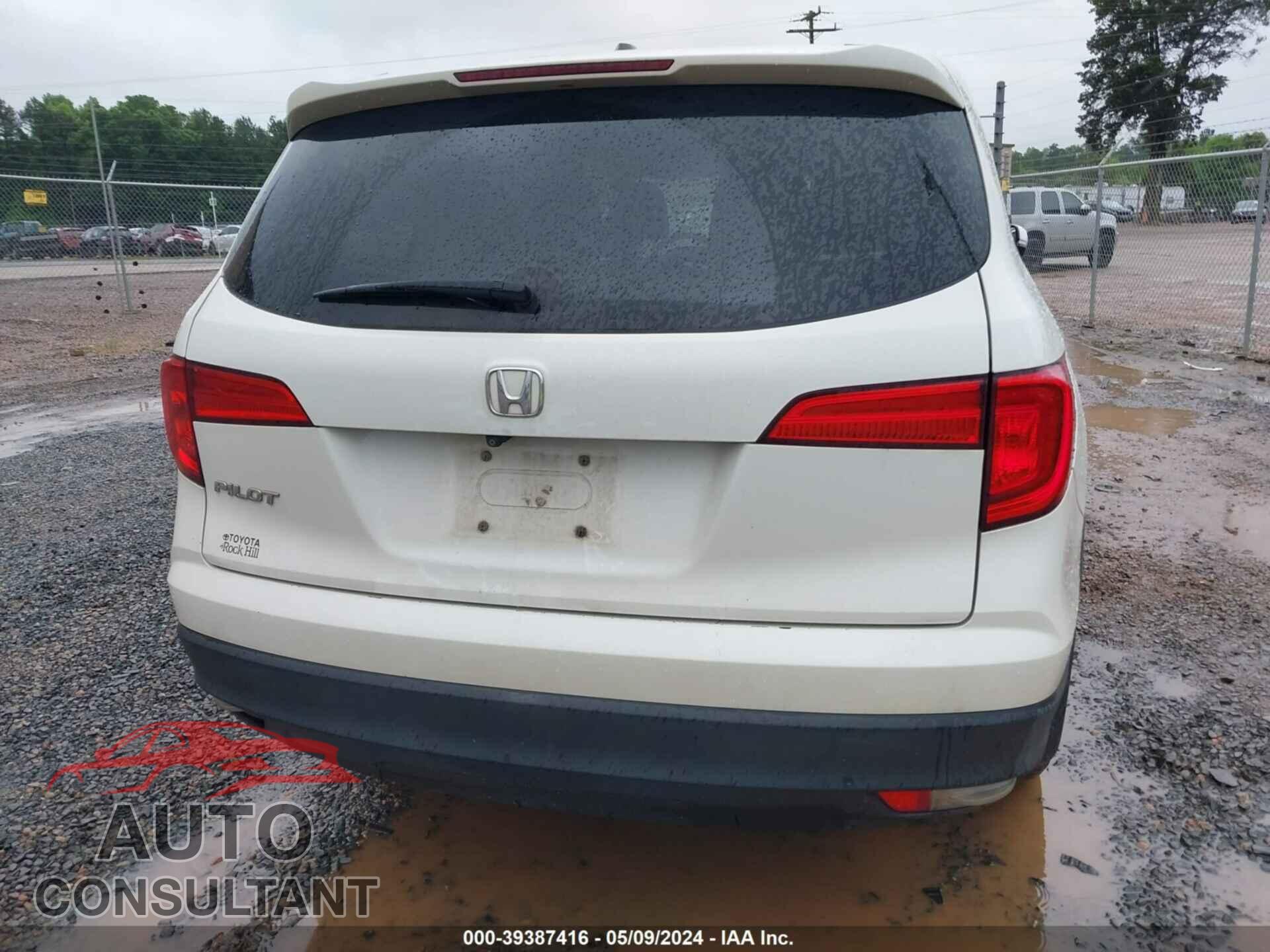 HONDA PILOT 2017 - 5FNYF5H80HB017712