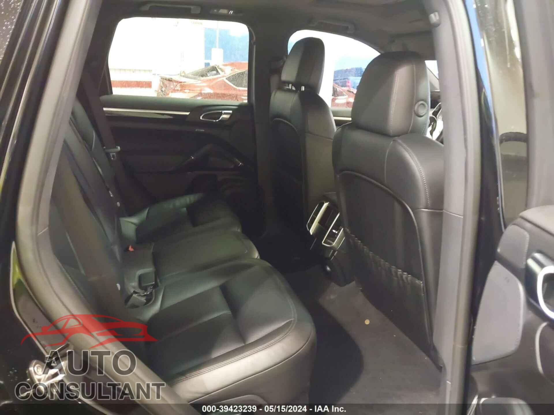PORSCHE CAYENNE 2016 - WP1AA2A26GKA08789