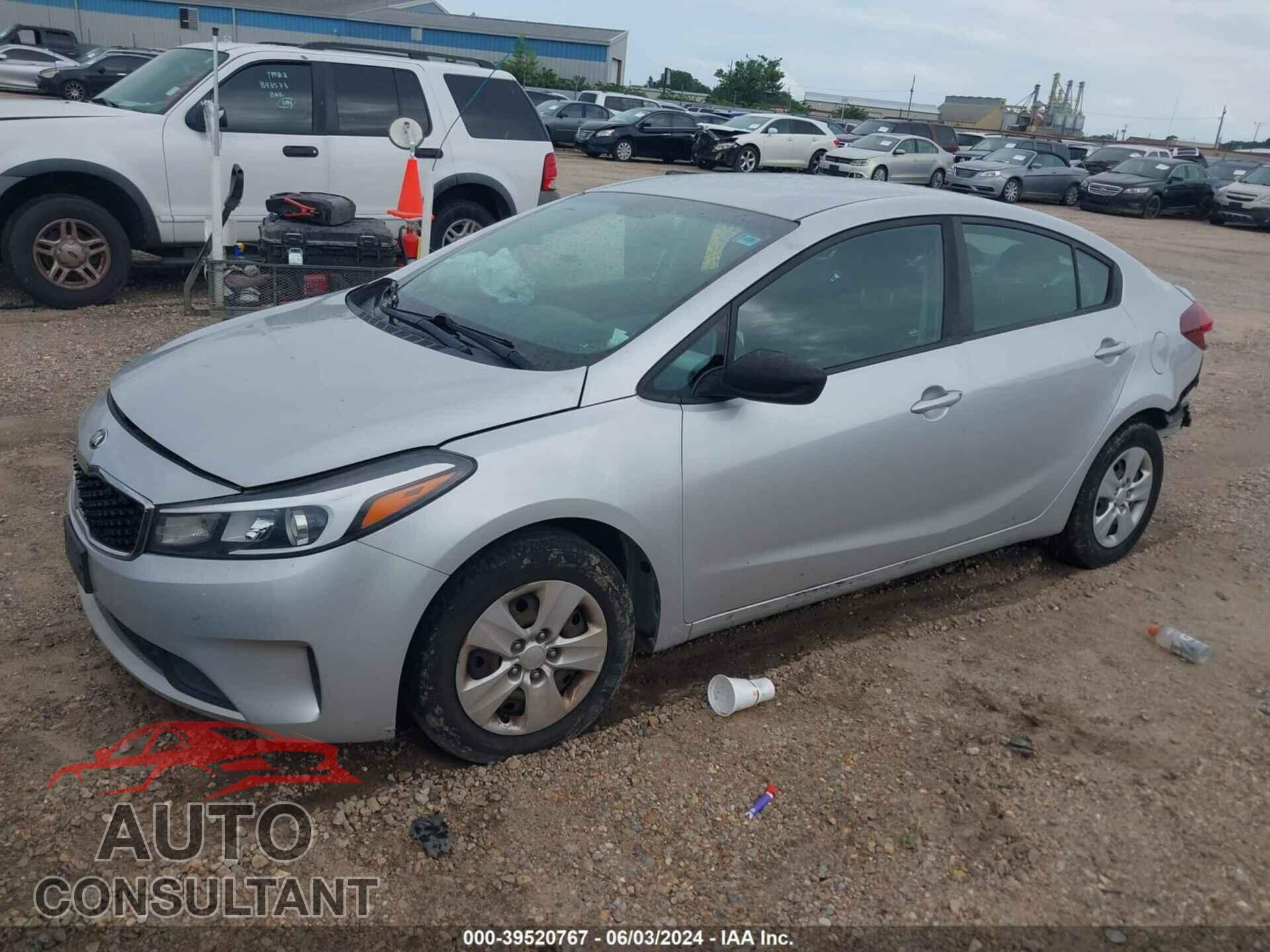 KIA FORTE 2017 - 3KPFK4A70HE095976