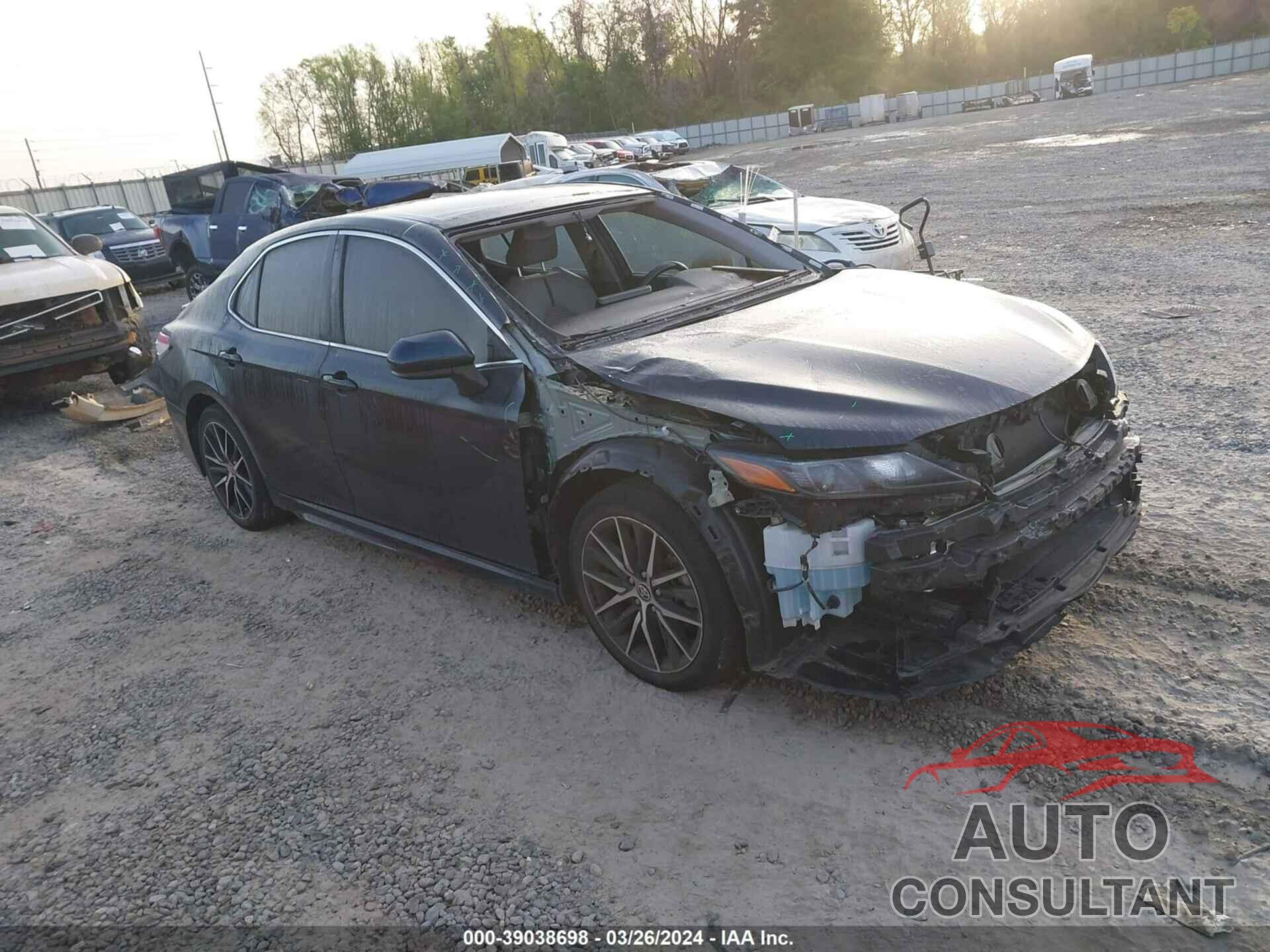 TOYOTA CAMRY 2021 - 4T1G11AK9MU409397