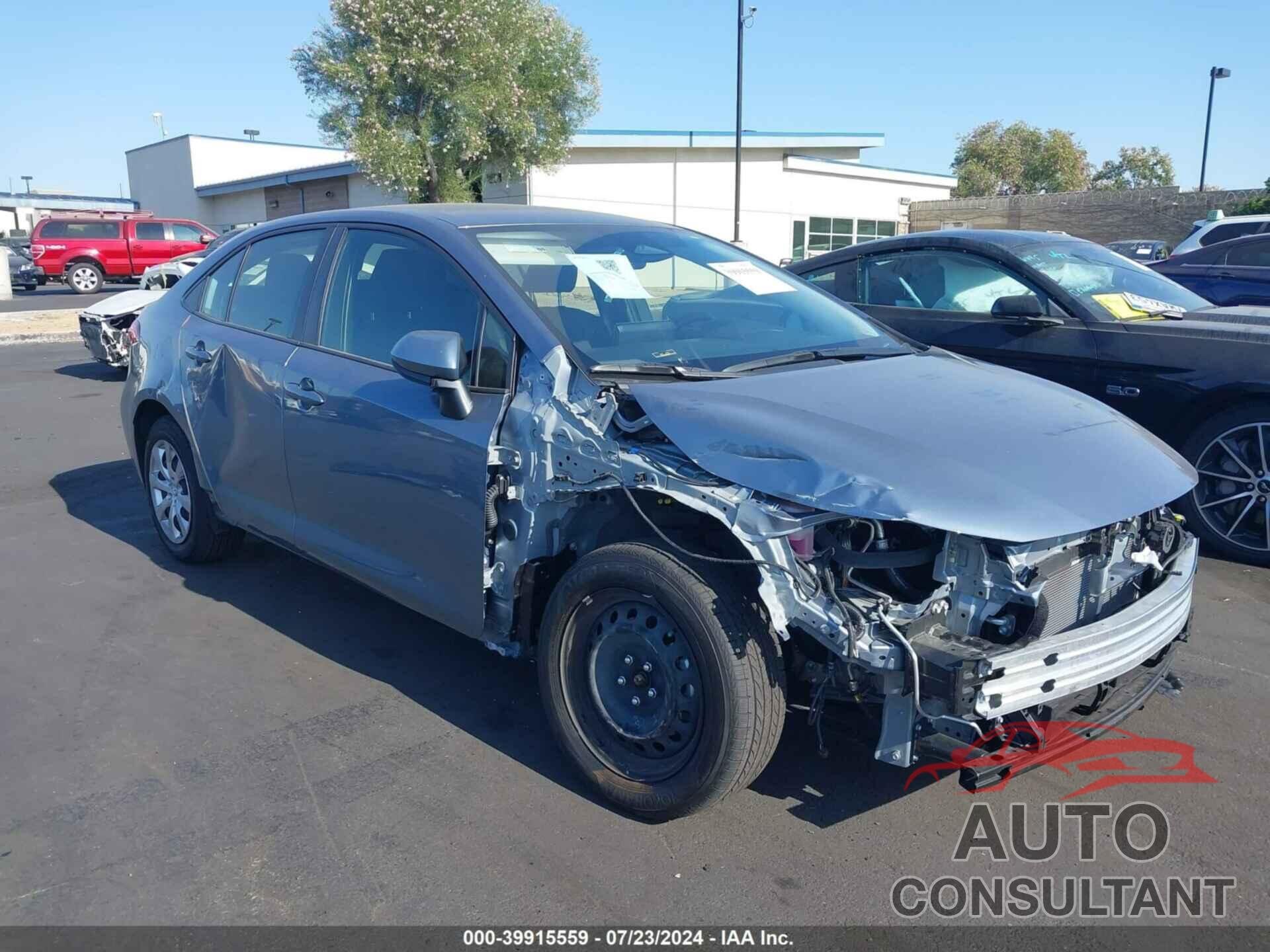TOYOTA COROLLA 2024 - JTDBCMFE2RJ016069