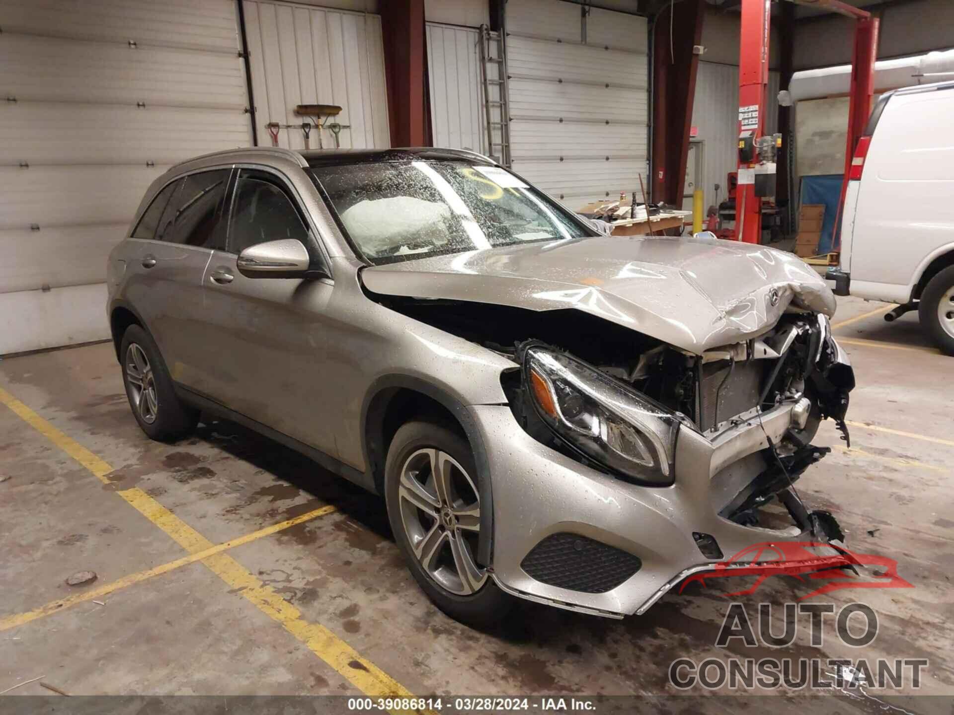 MERCEDES-BENZ GLC 300 2019 - WDC0G4KB9KF671565