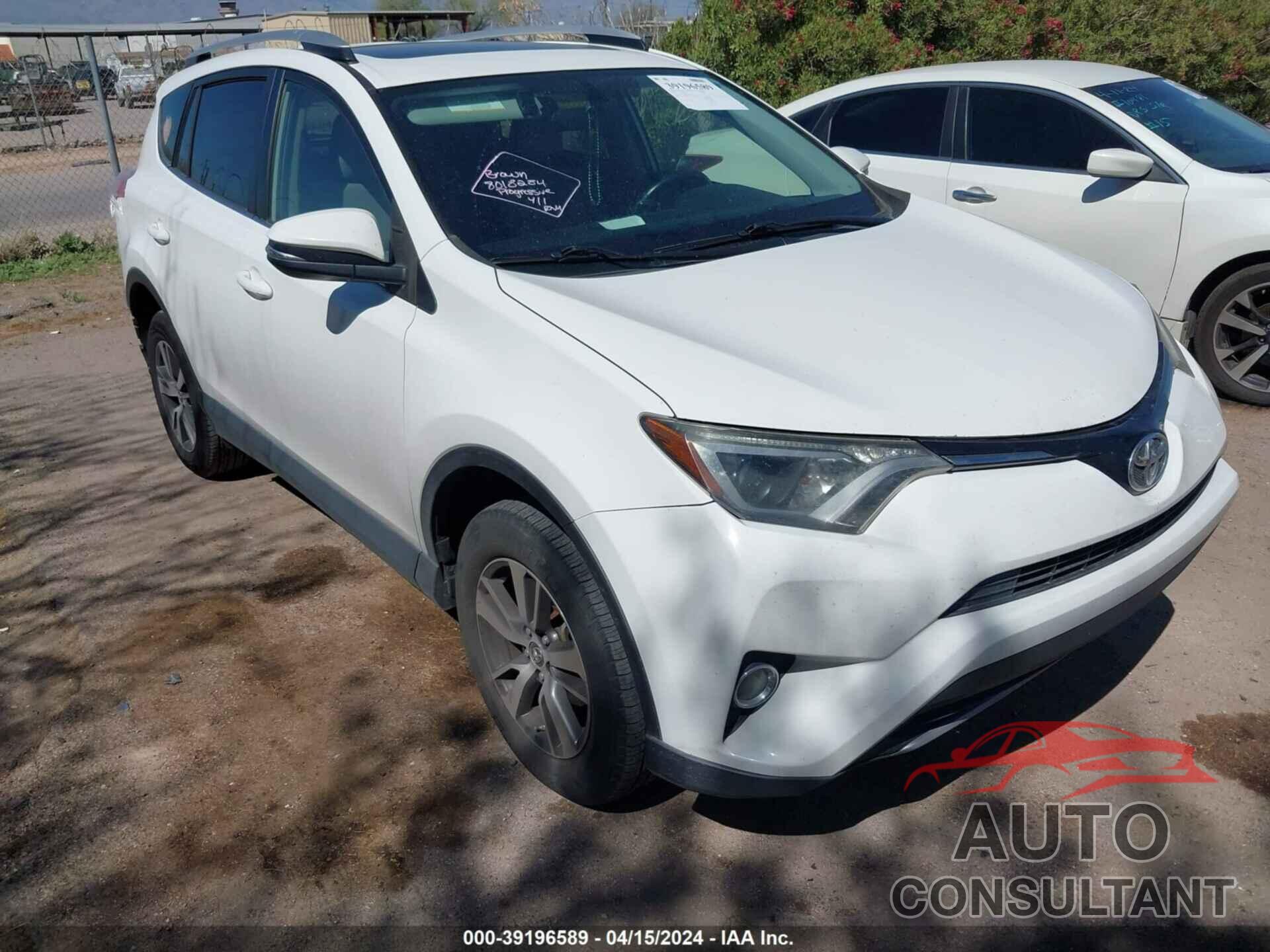 TOYOTA RAV4 2016 - JTMWFREV0GJ077893