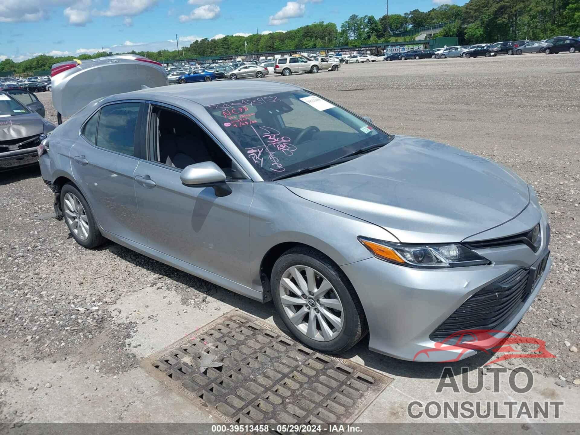 TOYOTA CAMRY 2019 - 4T1B11HK5KU267482