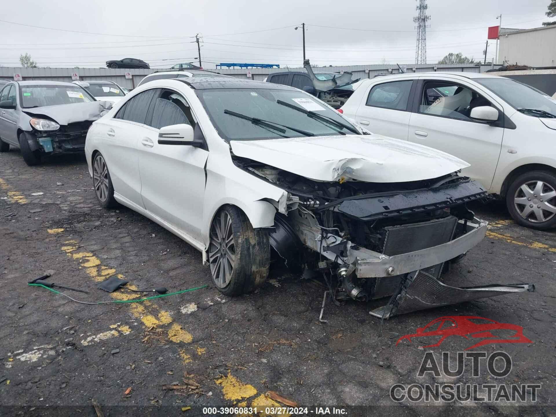 MERCEDES-BENZ CLA 2018 - WDDSJ4EB8JN653399