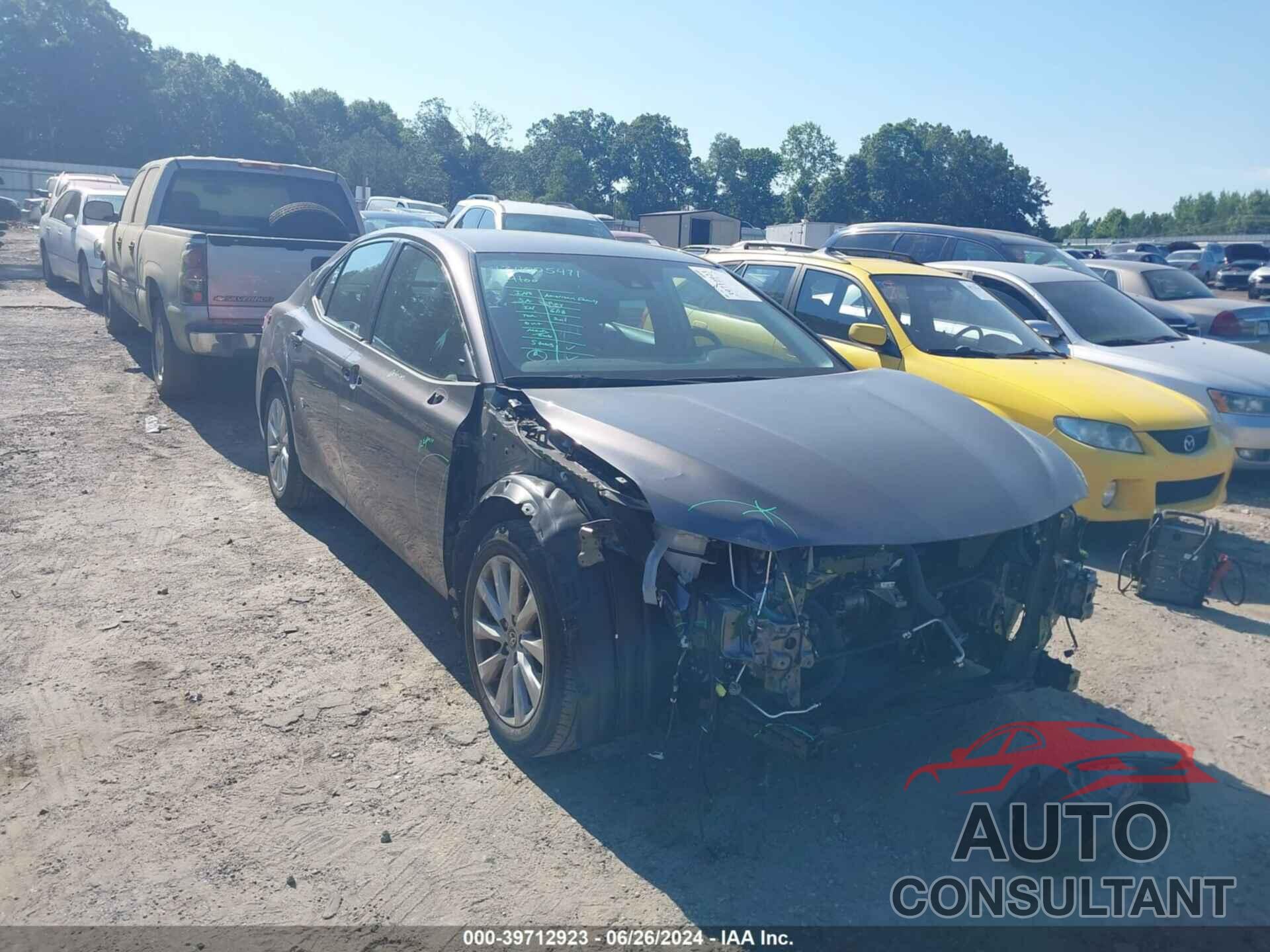 TOYOTA CAMRY 2020 - 4T1L11AK1LU968715