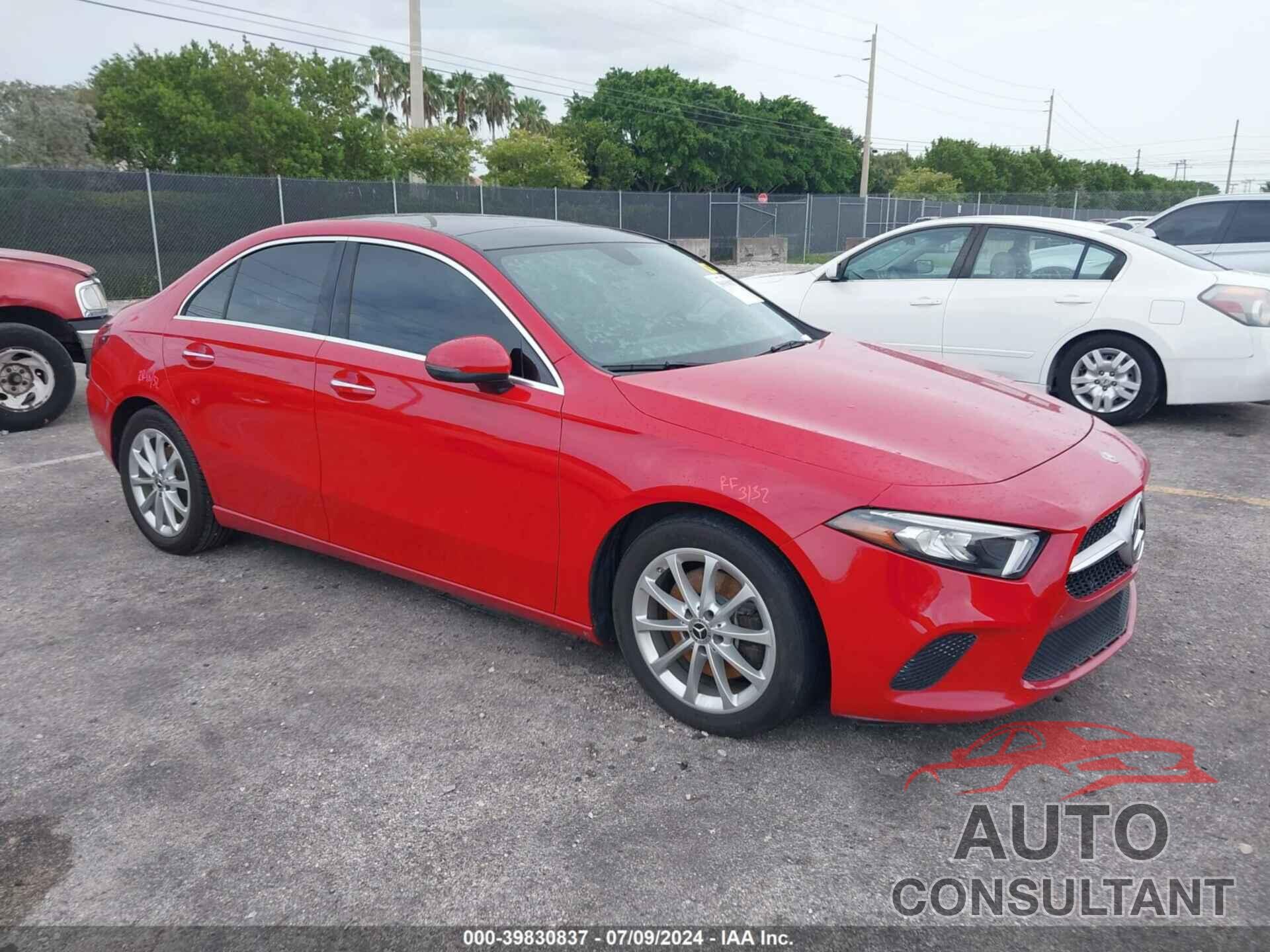 MERCEDES-BENZ A 220 2020 - WDD3G4EB5LW042732