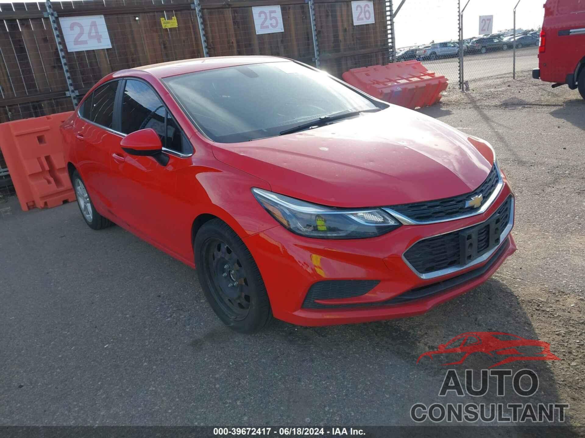 CHEVROLET CRUZE 2018 - 1G1BE5SM4J7165932