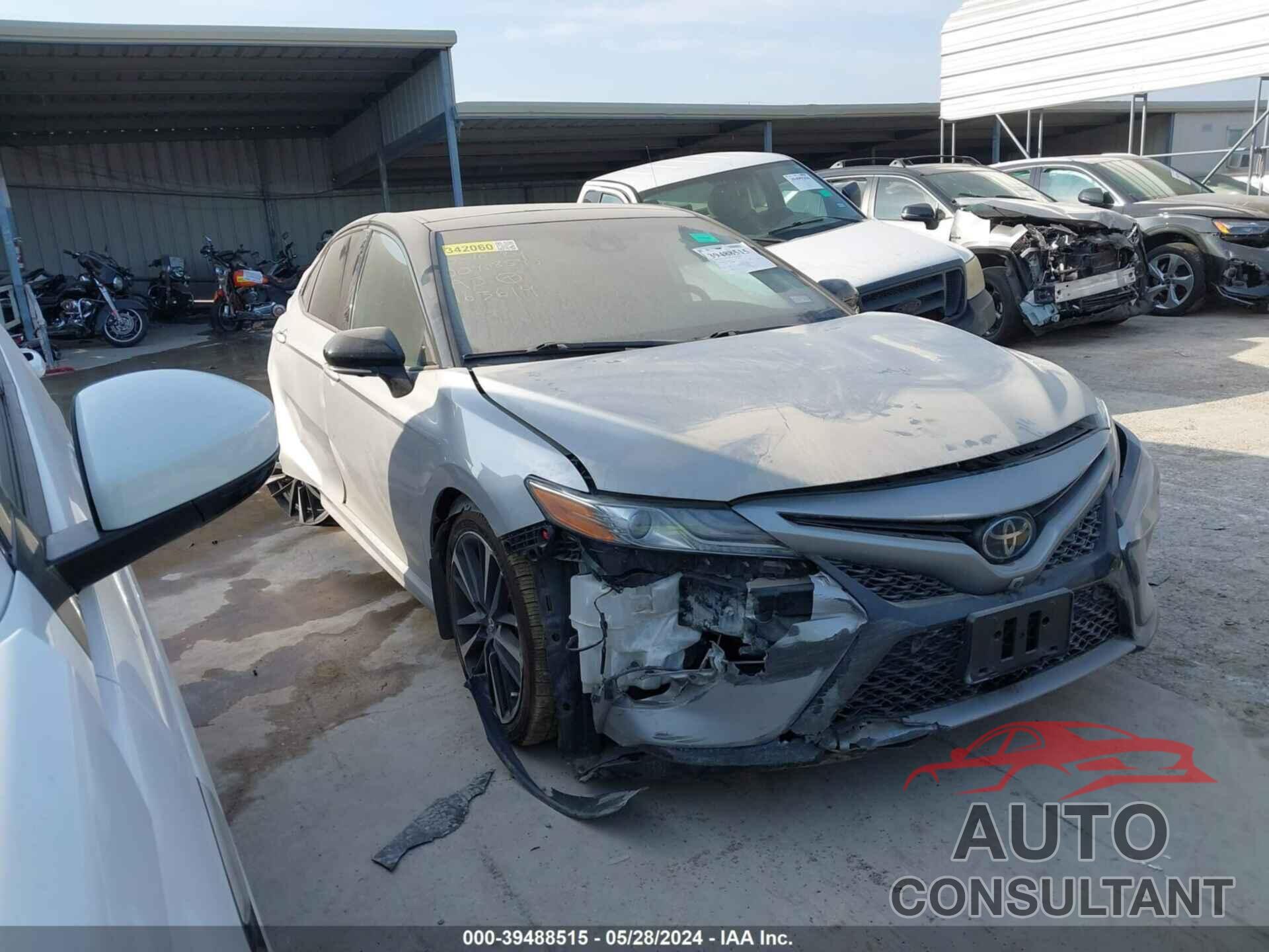TOYOTA CAMRY 2019 - 4T1B61HK0KU163614