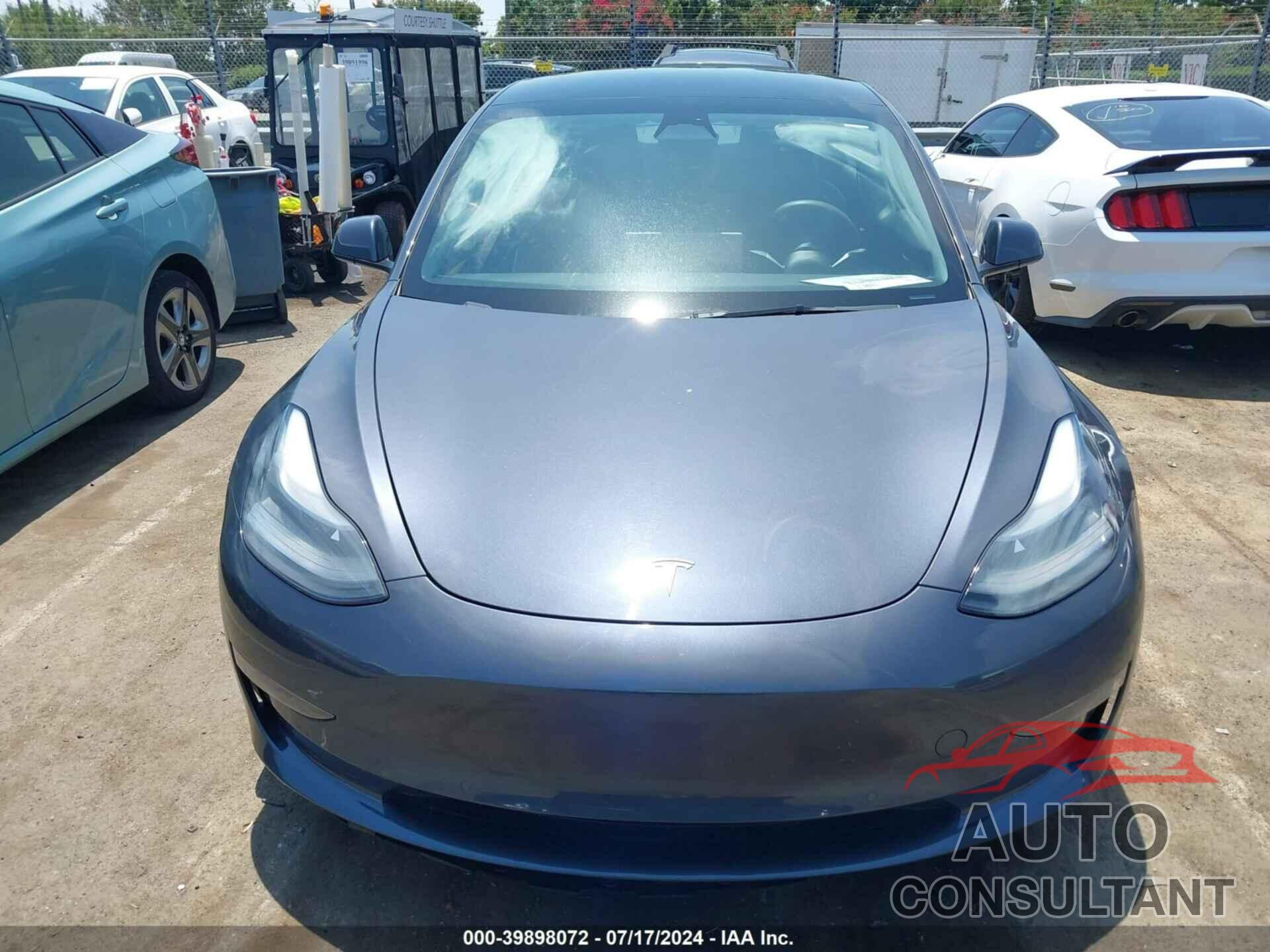 TESLA MODEL 3 2022 - 5YJ3E1EA6NF189588