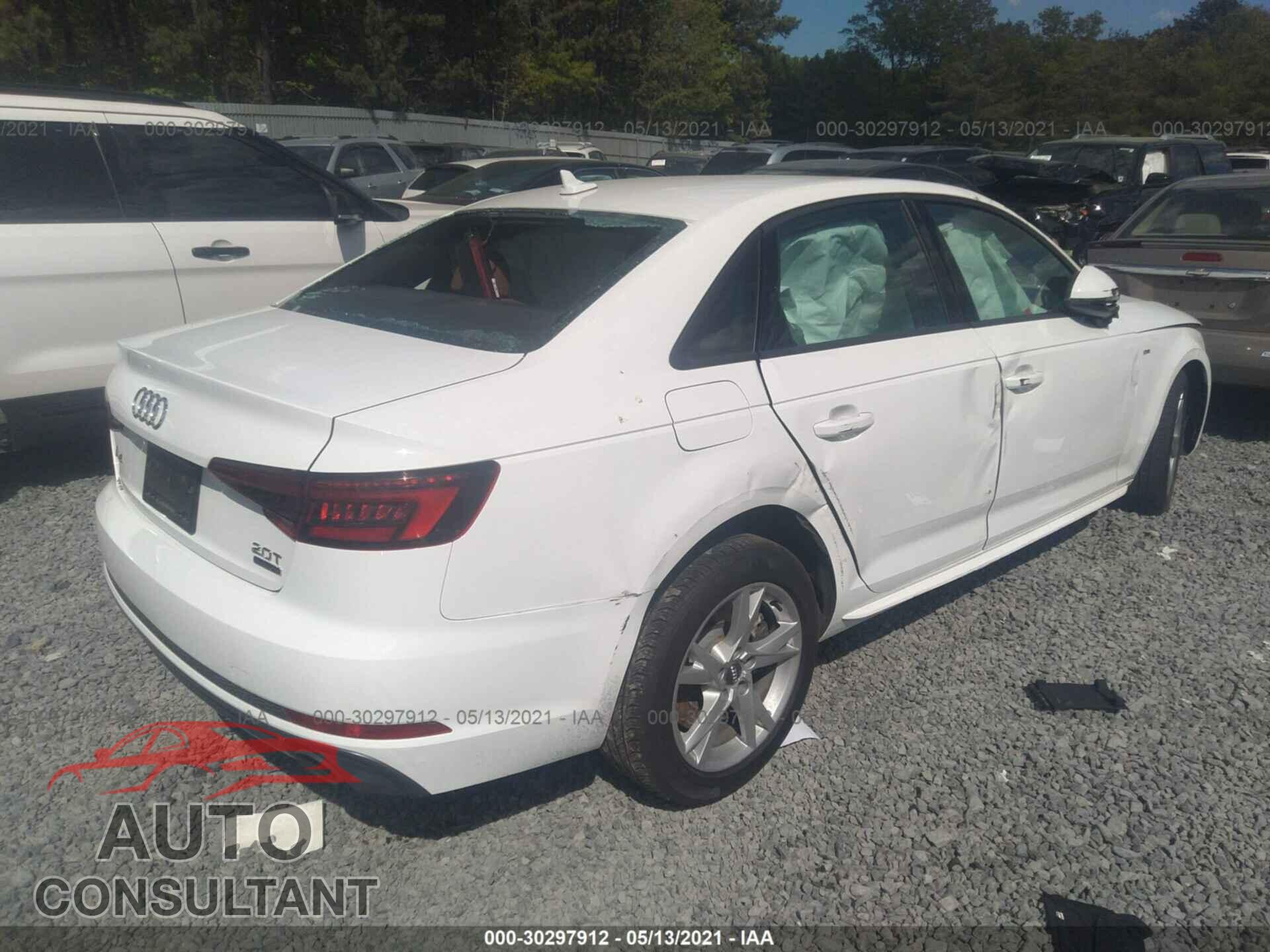 AUDI A4 2018 - WAUDNAF43JA058647