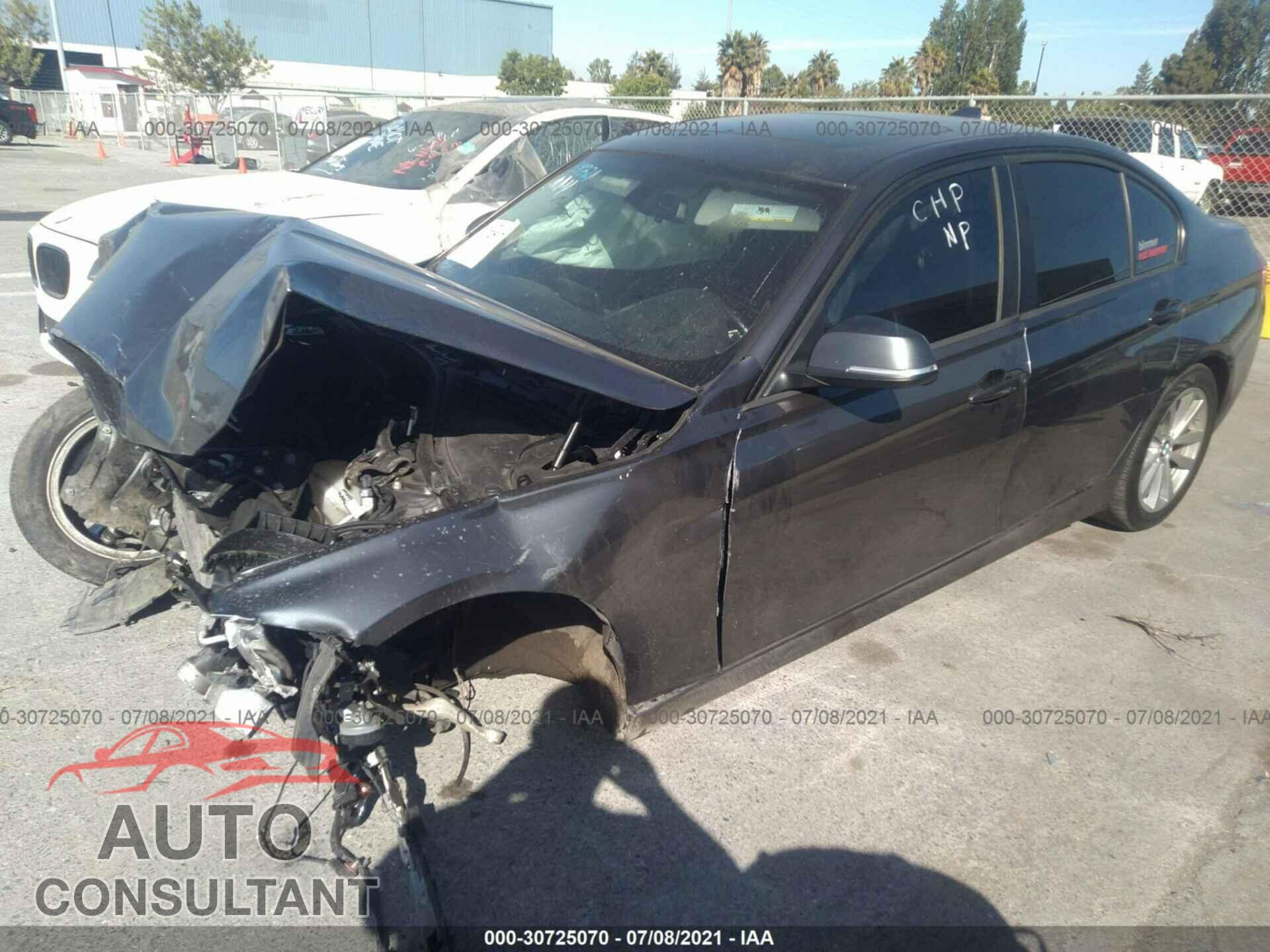 BMW 3 SERIES 2016 - WBA8E1G55GNT35549