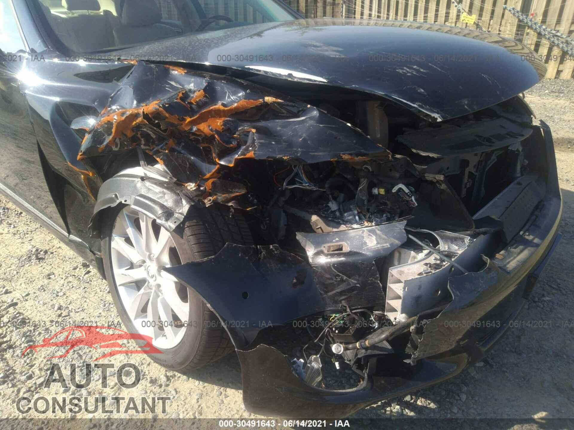 LEXUS LS 460 2012 - JTHCL5EF9C5015195