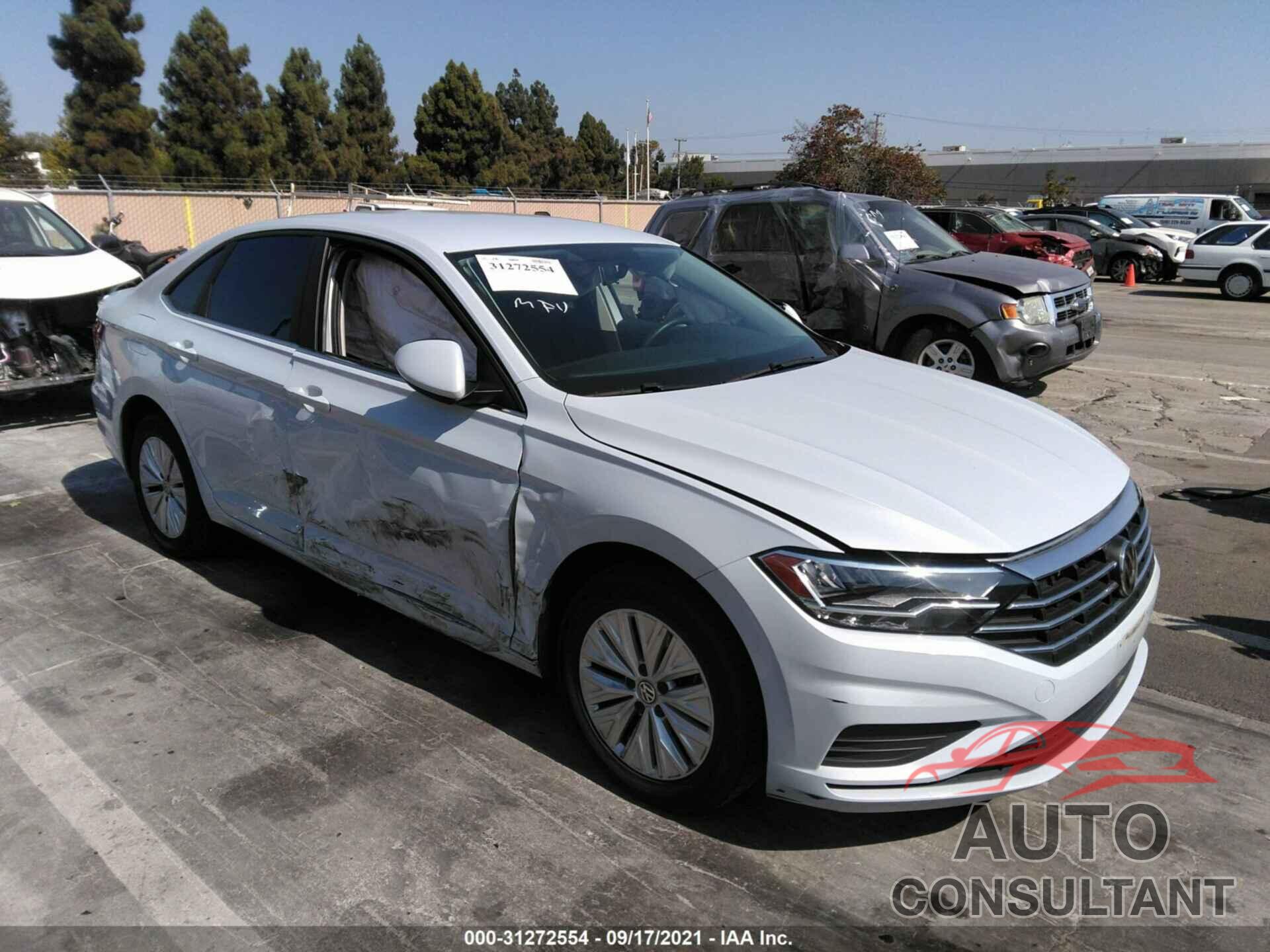 VOLKSWAGEN JETTA 2019 - 3VWC57BU1KM047820