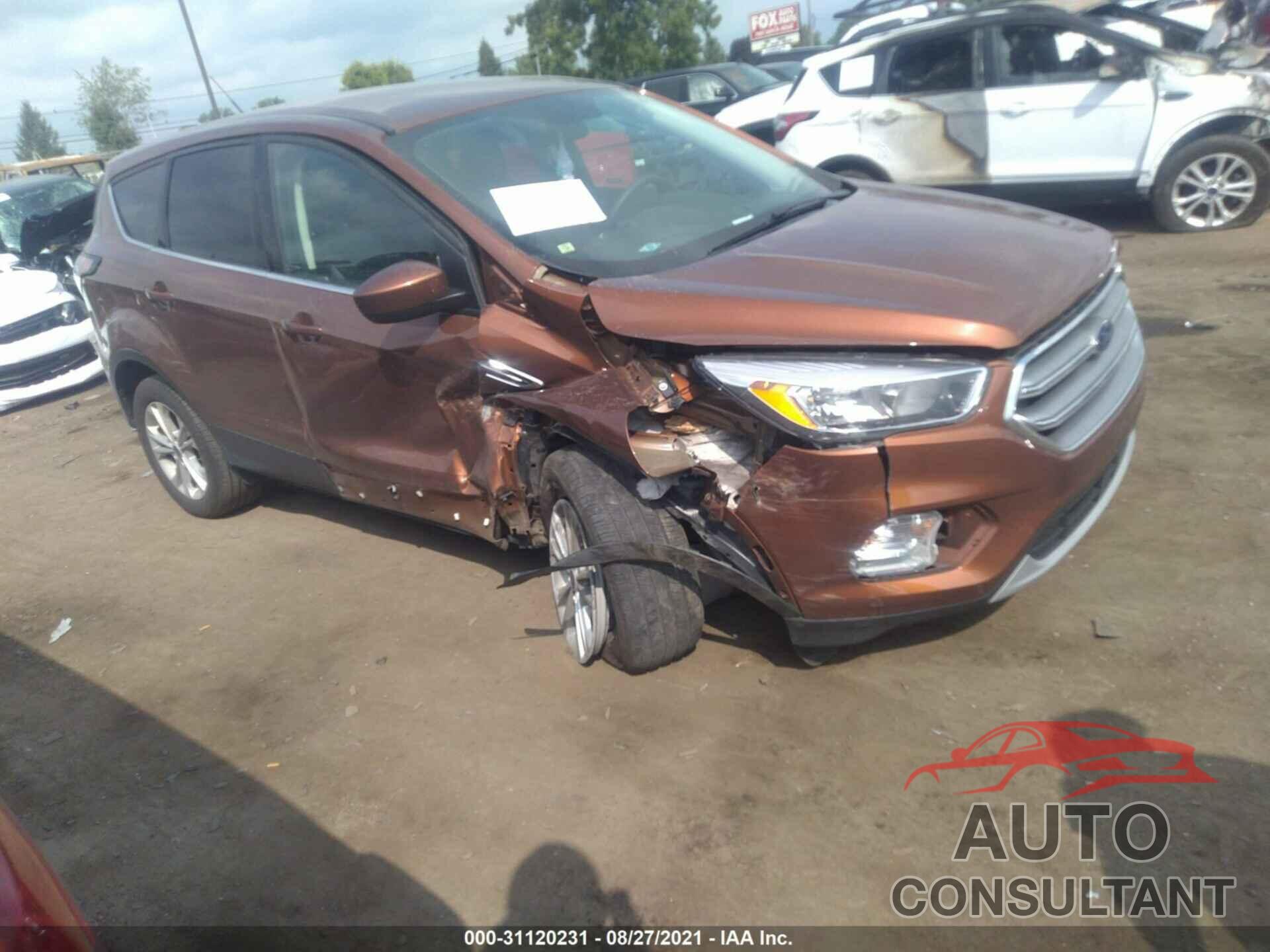 FORD ESCAPE 2017 - 1FMCU0GD5HUE69370