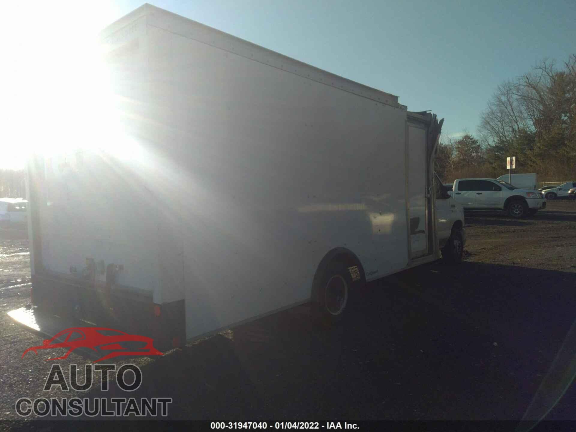 FORD E-SERIES CUTAWAY 2019 - 1FDWE3F61KDC31943