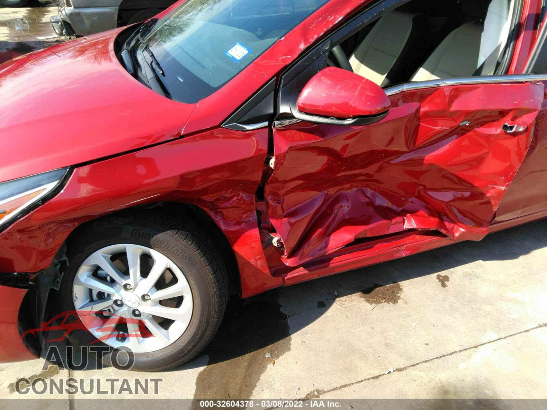 HYUNDAI ACCENT 2019 - 3KPC24A33KE058024