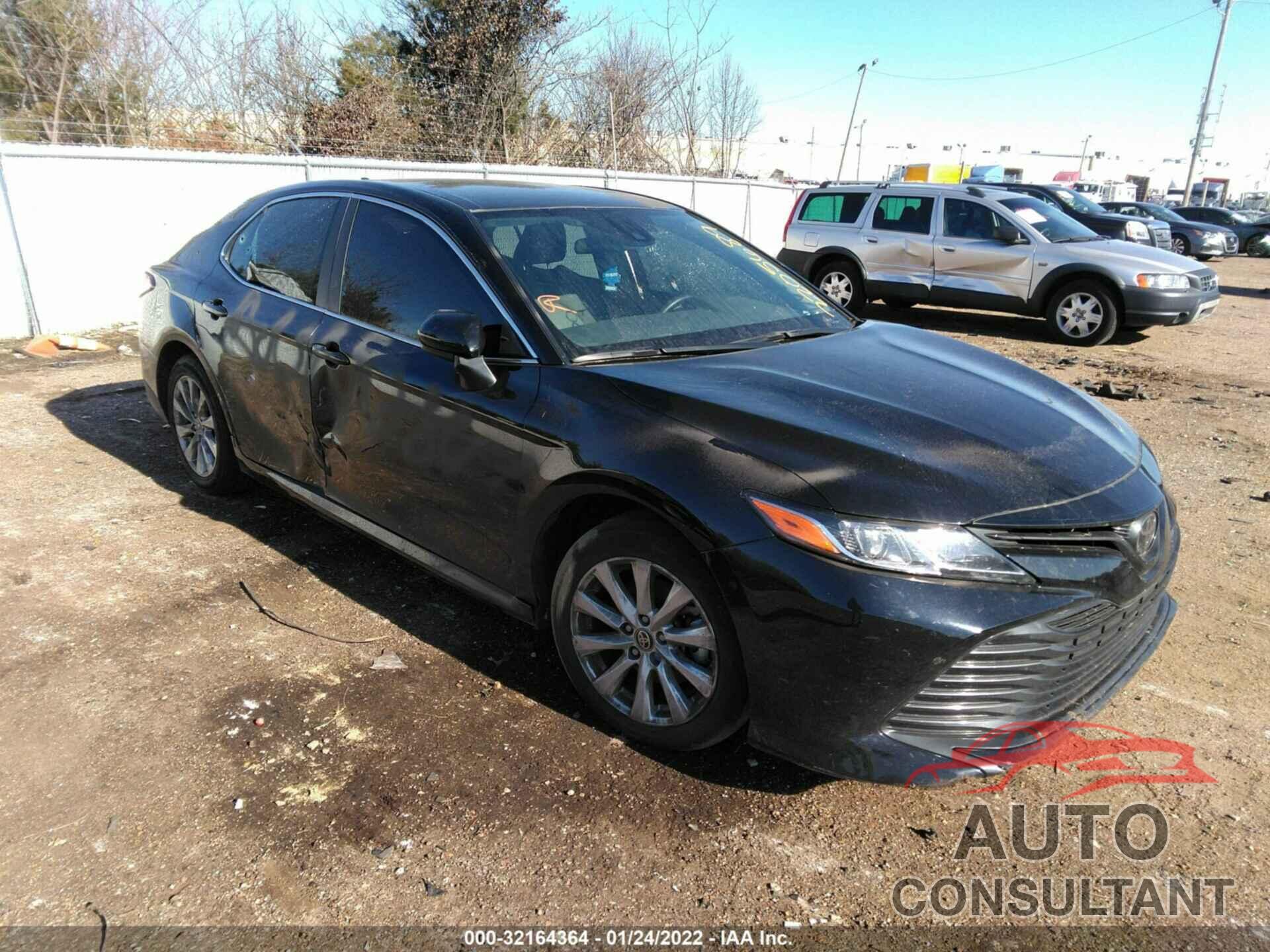 TOYOTA CAMRY 2020 - 4T1C11AK7LU984675
