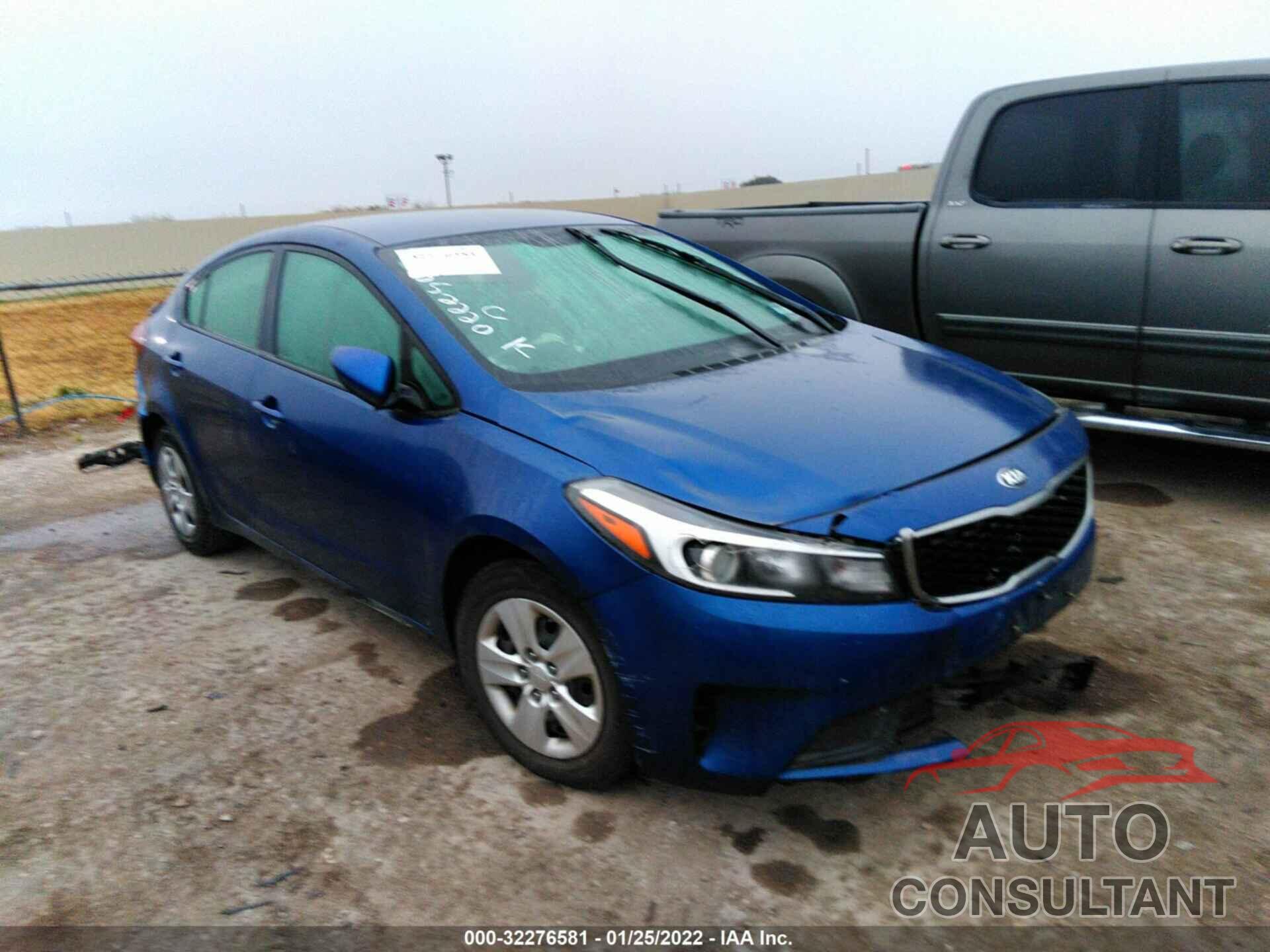 KIA FORTE 2017 - 3KPFK4A79HE018698