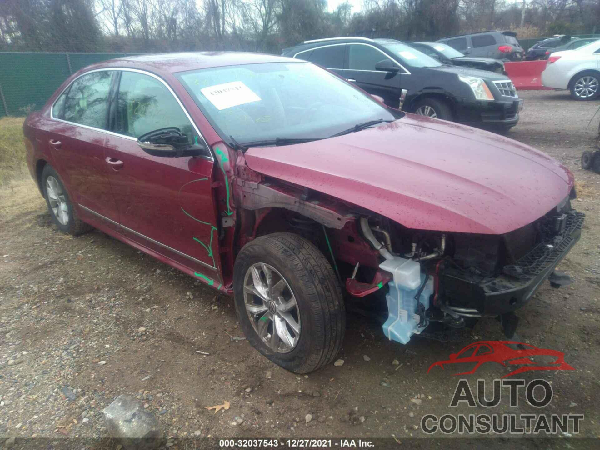 VOLKSWAGEN PASSAT 2017 - 1VWAT7A32HC031447