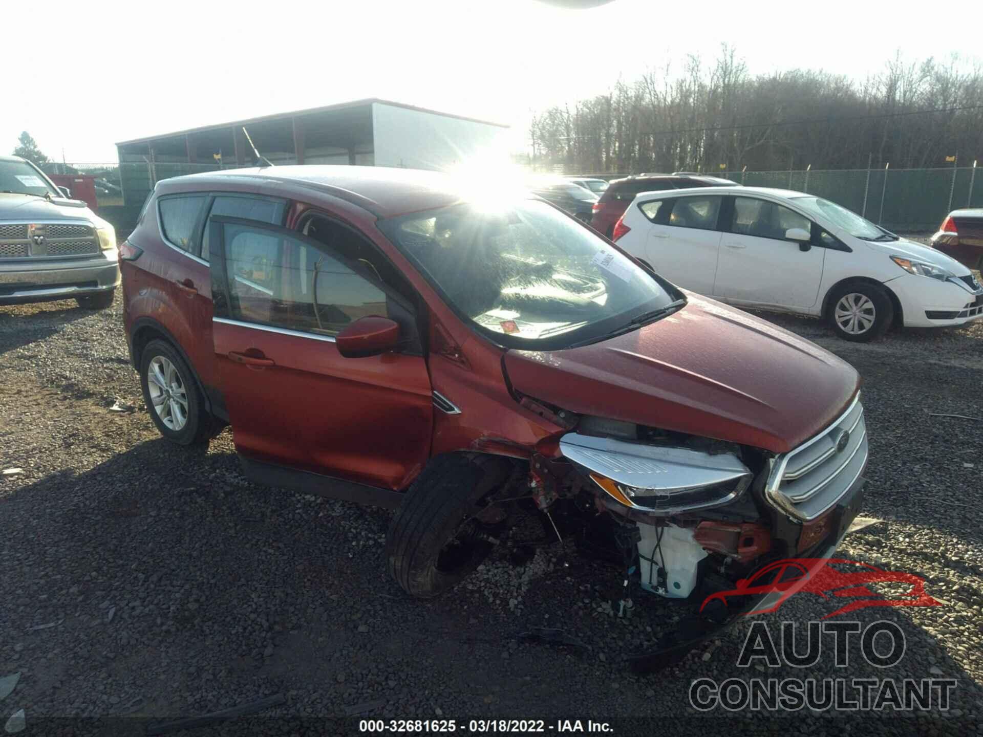 FORD ESCAPE 2019 - 1FMCU9GD6KUB50491