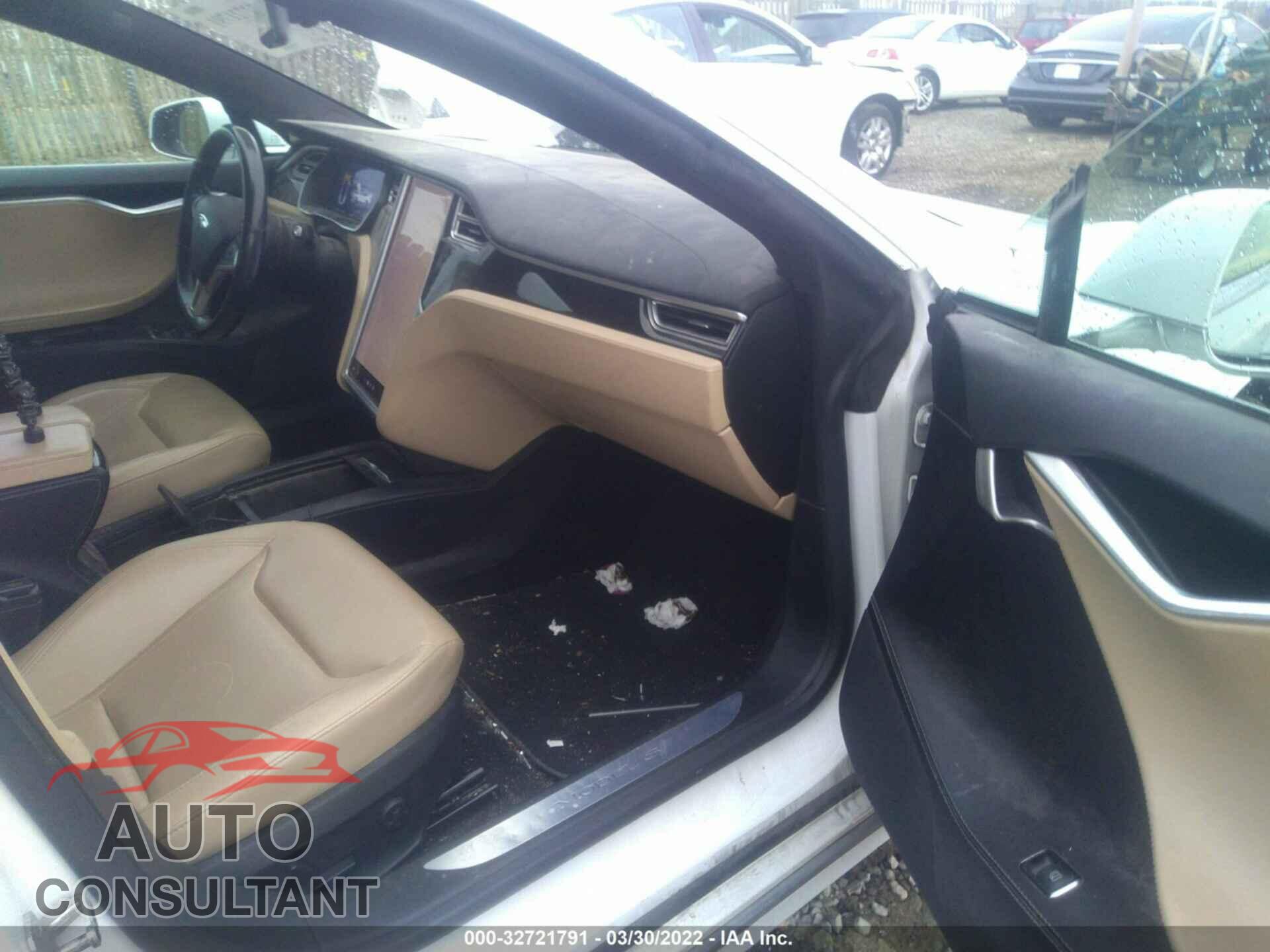 TESLA MODEL S 2016 - 5YJSA1E21GF156338